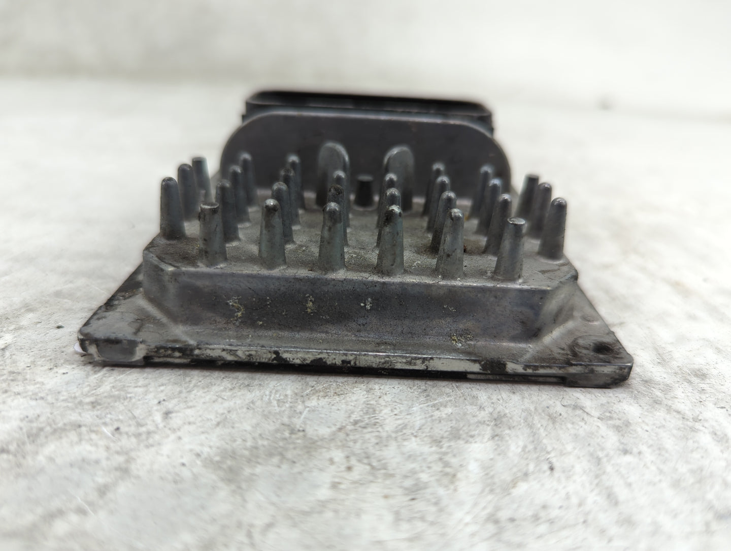2021-2022 Gmc Sierra 1500 Transmission Control Module Tcu Tcm 24044195 - Oemusedautoparts1.com