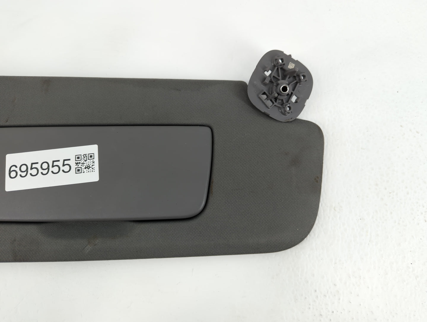 2019-2022 Gmc Sierra 1500 Sun Visor Shade Replacement Passenger Right Mirror Fits Fits 2019 2020 2021 2022 OEM Used Auto Par