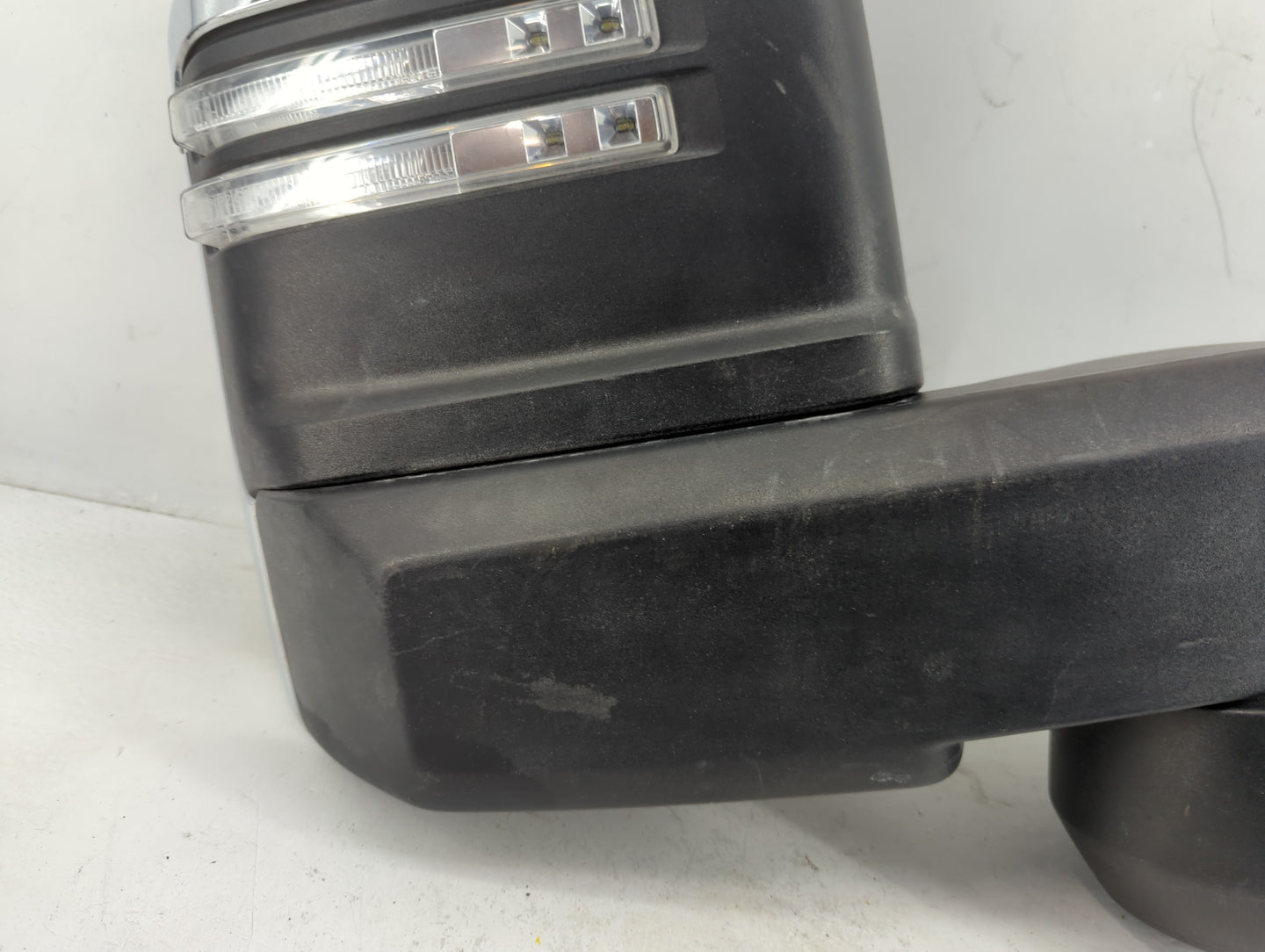 2020-2022 Gmc Sierra 2500 Passenger Side View Mirror - Right Door Mirror OEM Used - Oemusedautoparts1.com
