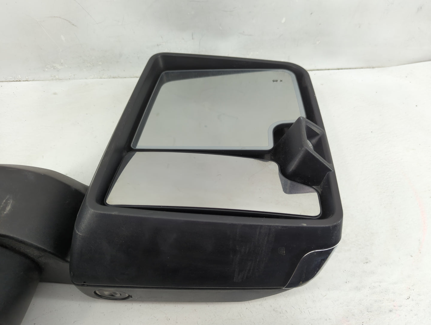 2020-2022 Gmc Sierra 2500 Passenger Side View Mirror - Right Door Mirror OEM Used - Oemusedautoparts1.com