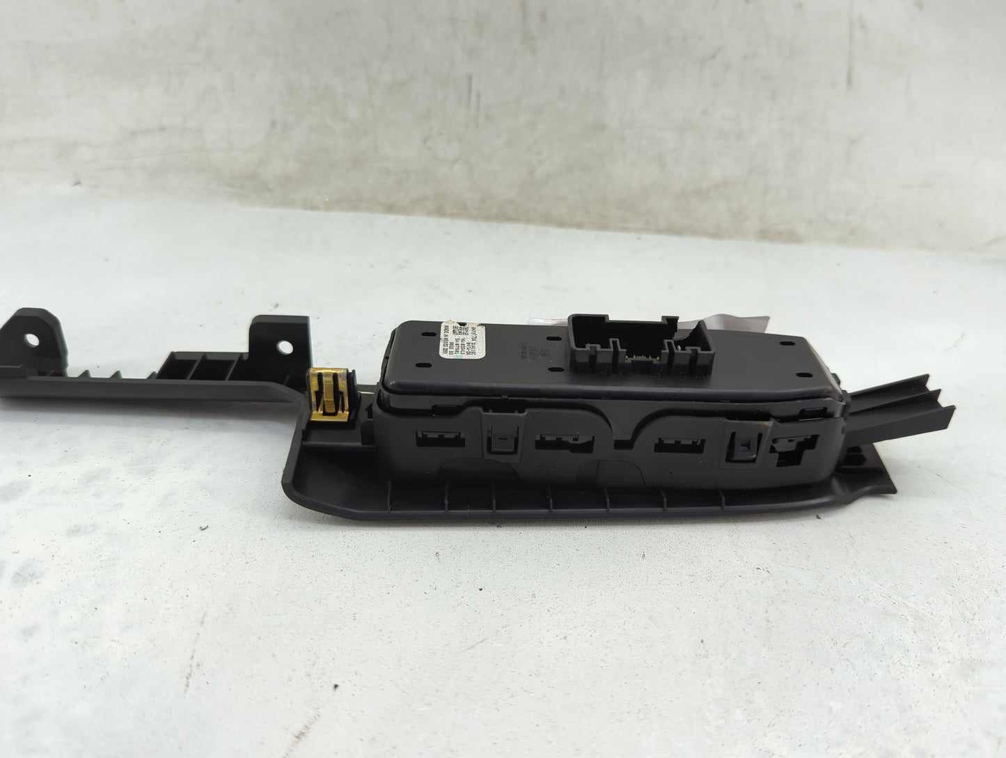 2020-2022 Gmc Sierra 2500 Master Power Window Switch Replacement Driver Side Left P/N:84731704 Fits OEM Used Auto Parts - Oe