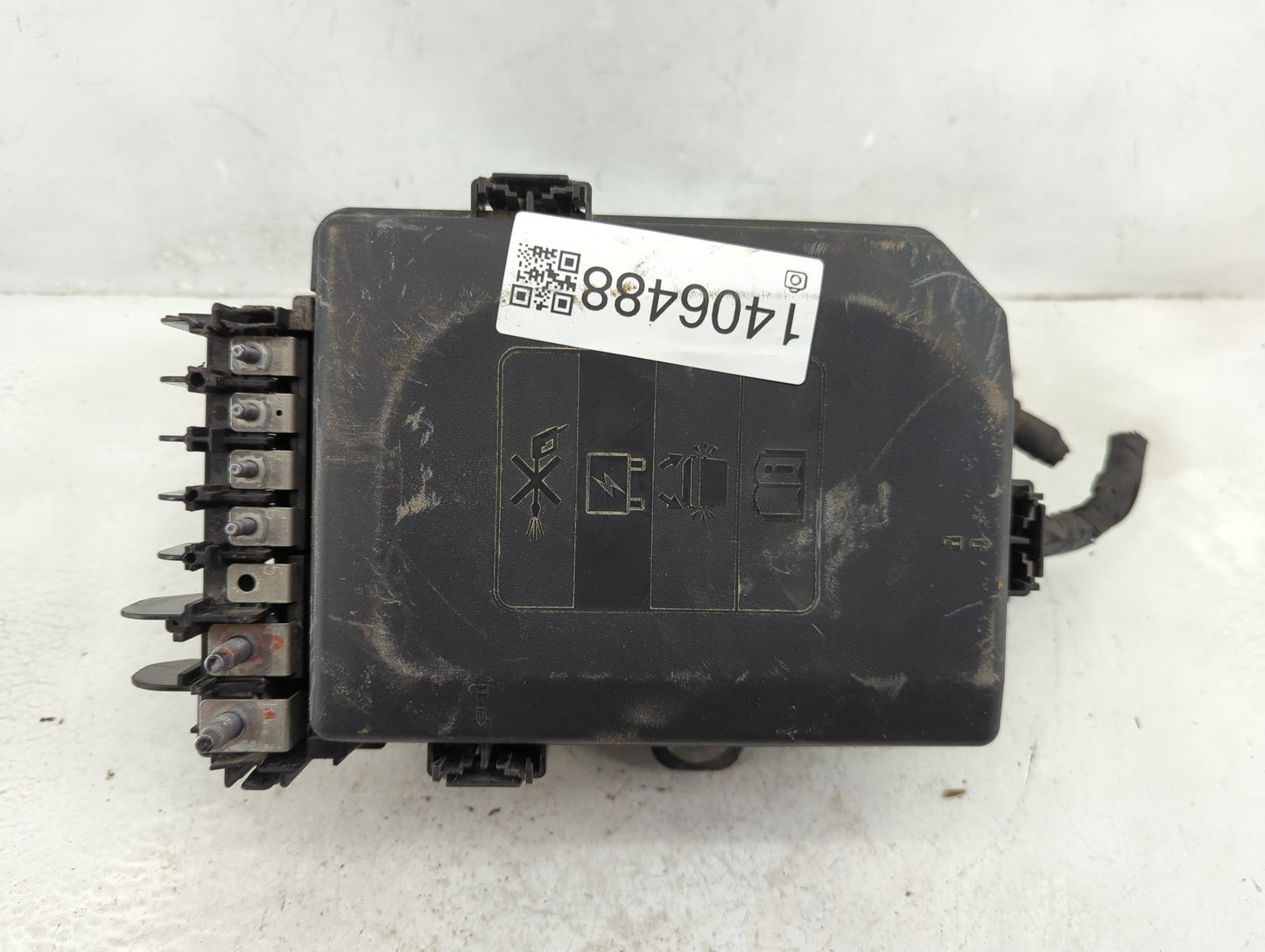 2023 Gmc Terrain Fusebox Fuse Box Panel Relay Module P/N:15514069 Fits OEM Used Auto Parts - Oemusedautoparts1.com
