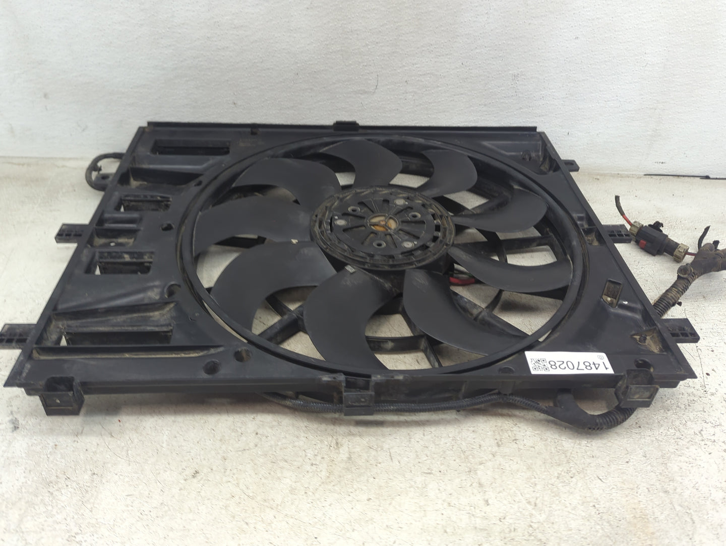 2020-2022 Gmc Terrain Electric Radiator Cooling Fan Motor Assembly Fits Fits 2020 2021 2022 OEM Used Auto Parts - Oemusedaut