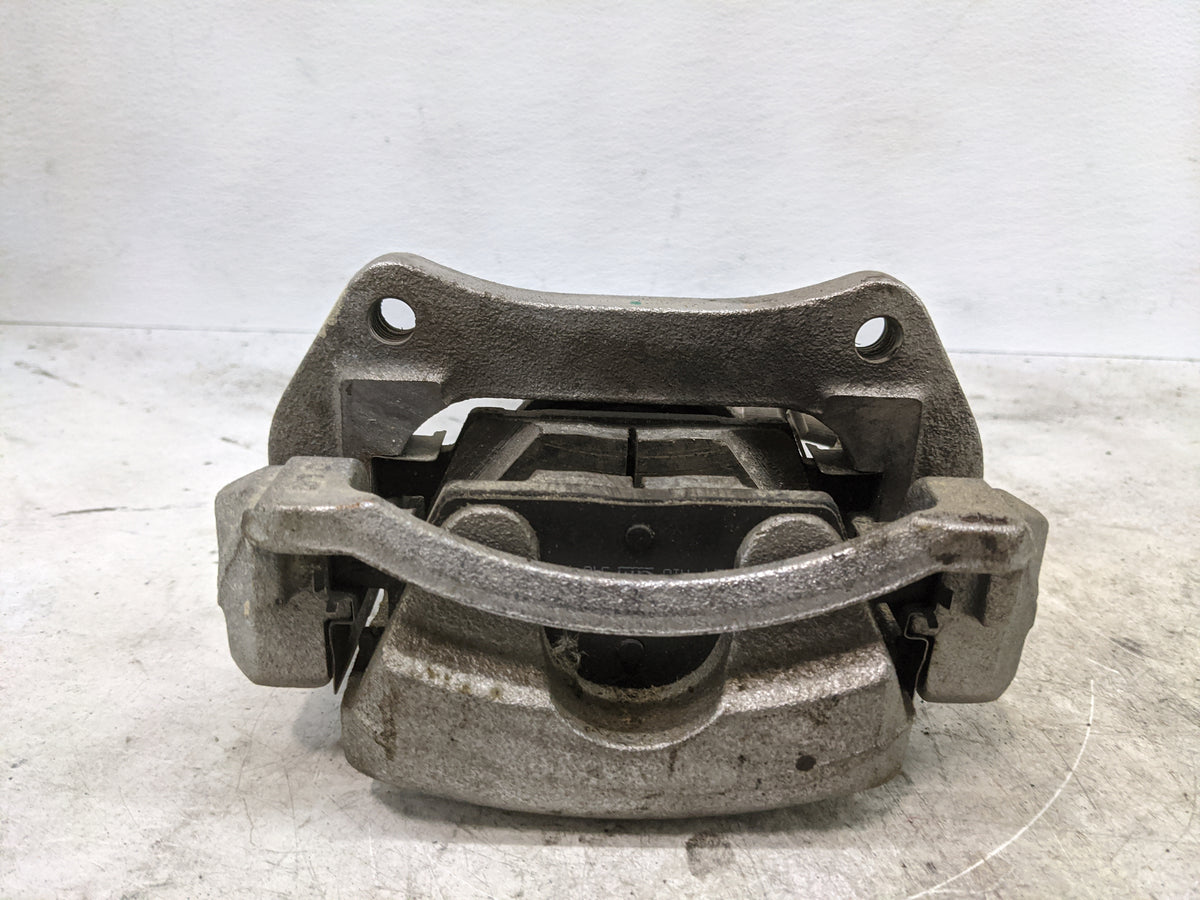2023 Gmc Terrain Front Passenger Right Brake Caliper - Oemusedautoparts1.com