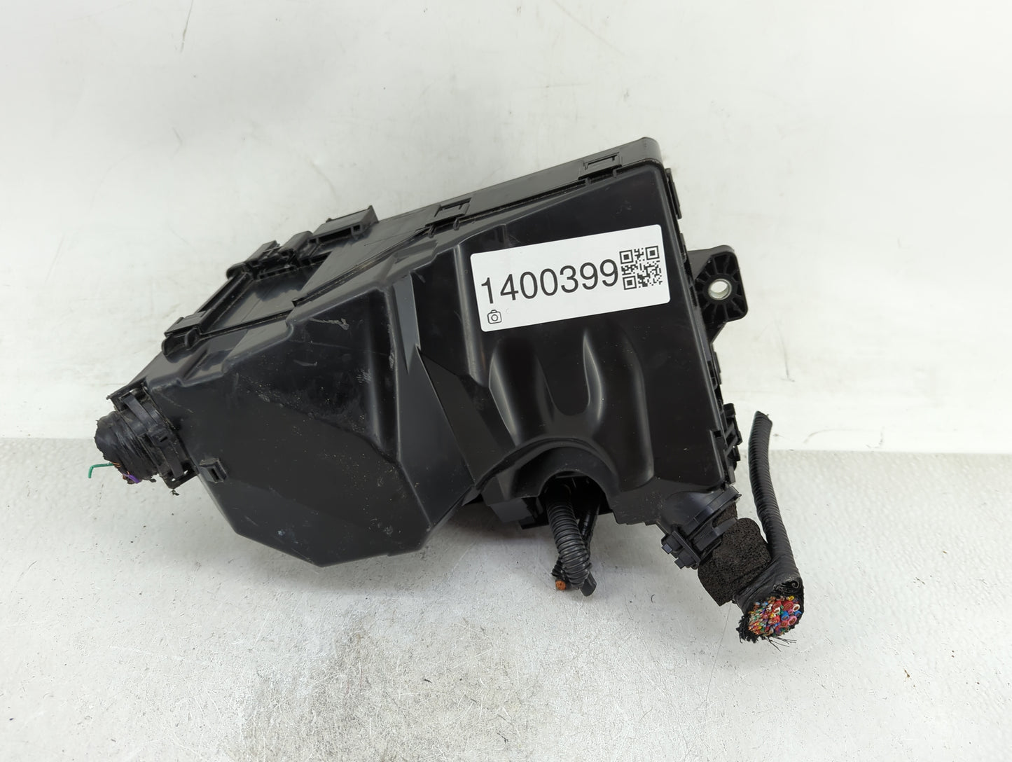 2023 Honda Accord Fusebox Fuse Box Panel Relay Module P/N:3220030AA00 Fits OEM Used Auto Parts - Oemusedautoparts1.com