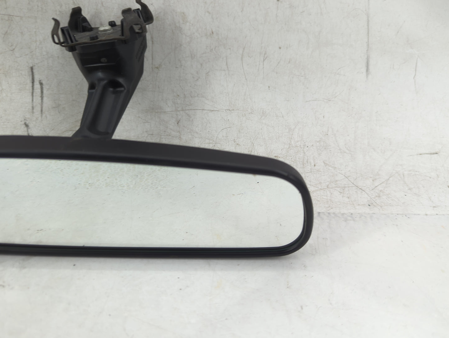 2023 Honda Accord Interior Rear View Mirror Replacement OEM P/N:E11025617 E11015617, E11045617 Fits OEM Used Auto Parts - Oe