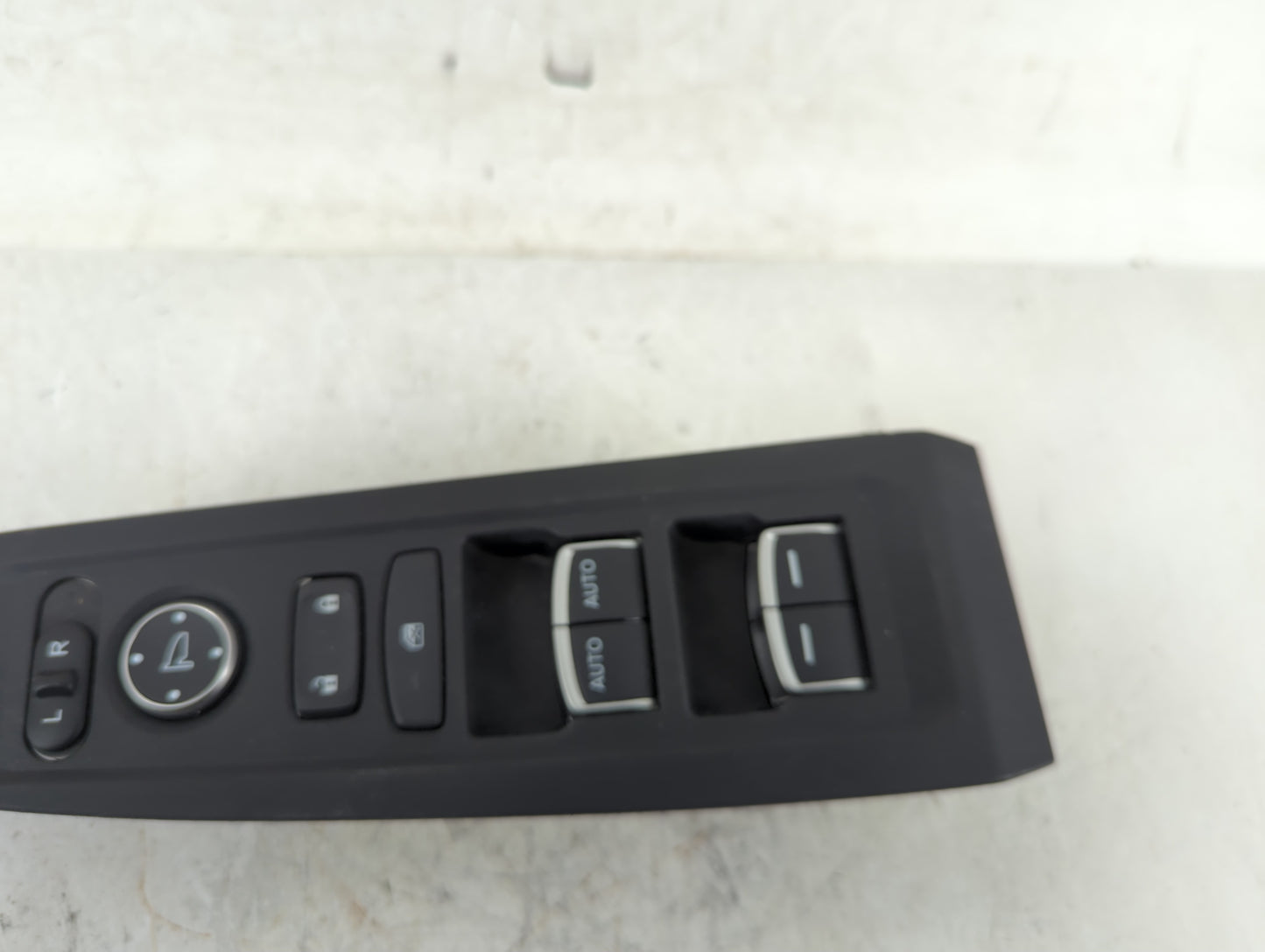 2023 Honda Accord Master Power Window Switch Replacement Driver Side Left P/N:83591-30A-A01ZA Fits OEM Used Auto Parts - Oem