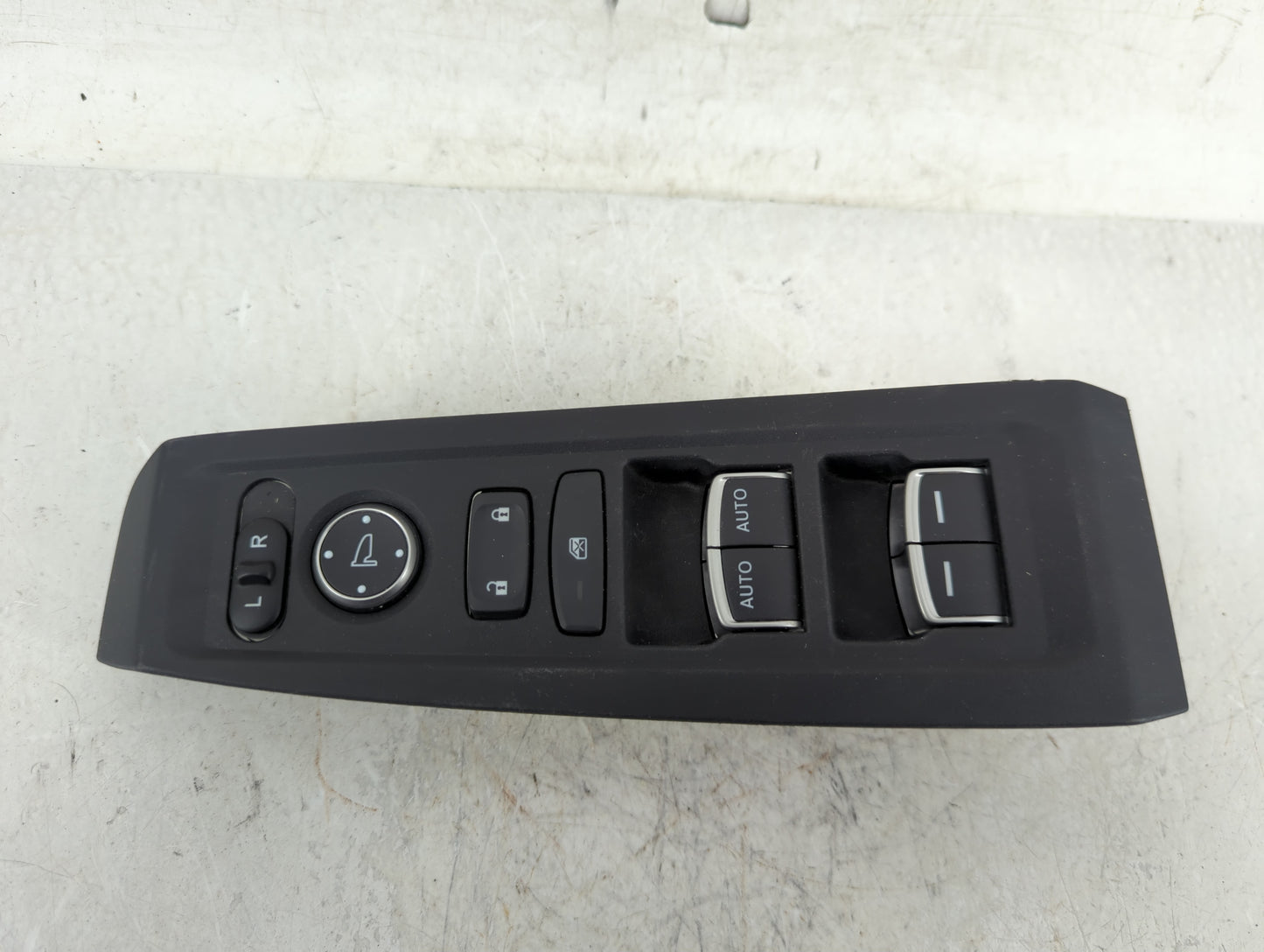 2023 Honda Accord Master Power Window Switch Replacement Driver Side Left P/N:83591-30A-A01ZA Fits OEM Used Auto Parts - Oem