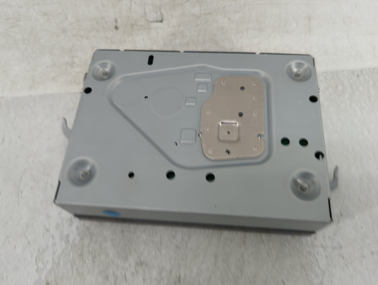 2023 Honda Accord Radio AM FM Cd Player Receiver Replacement P/N:8A501-30A-AC10-M1 Fits OEM Used Auto Parts - Oemusedautopar
