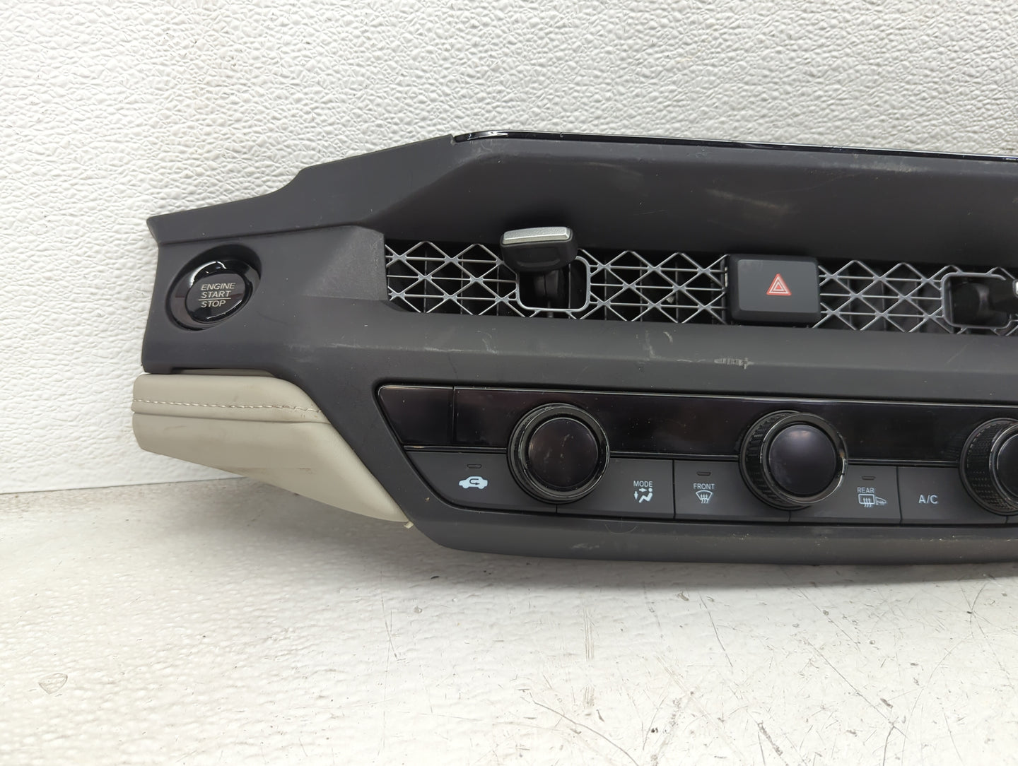 2023 Honda Accord Climate Control Module Temperature AC/Heater Replacement P/N:7961030AA710M1 Fits OEM Used Auto Parts - Oem