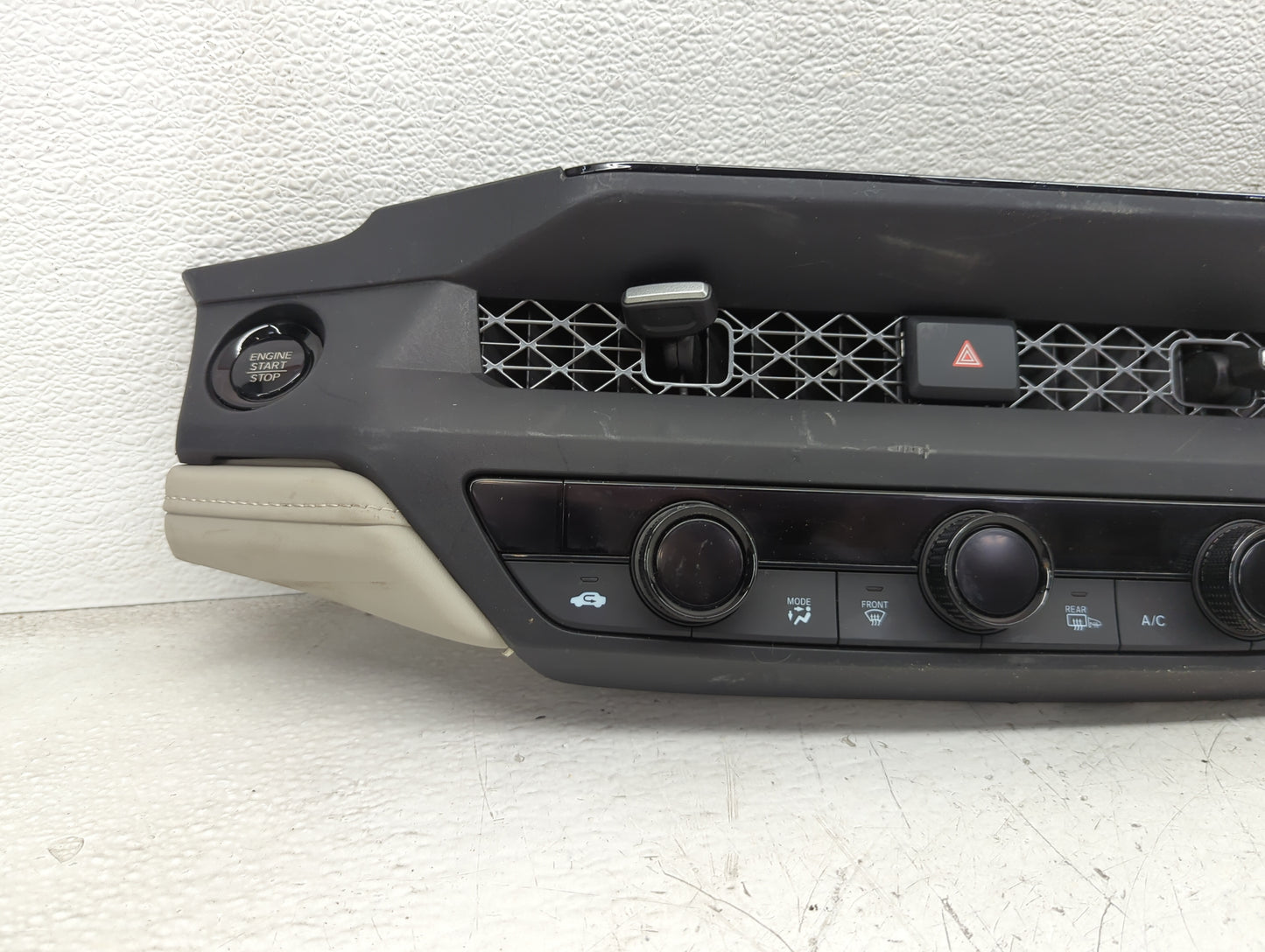 2023 Honda Accord Climate Control Module Temperature AC/Heater Replacement P/N:7961030AA710M1 Fits OEM Used Auto Parts - Oem