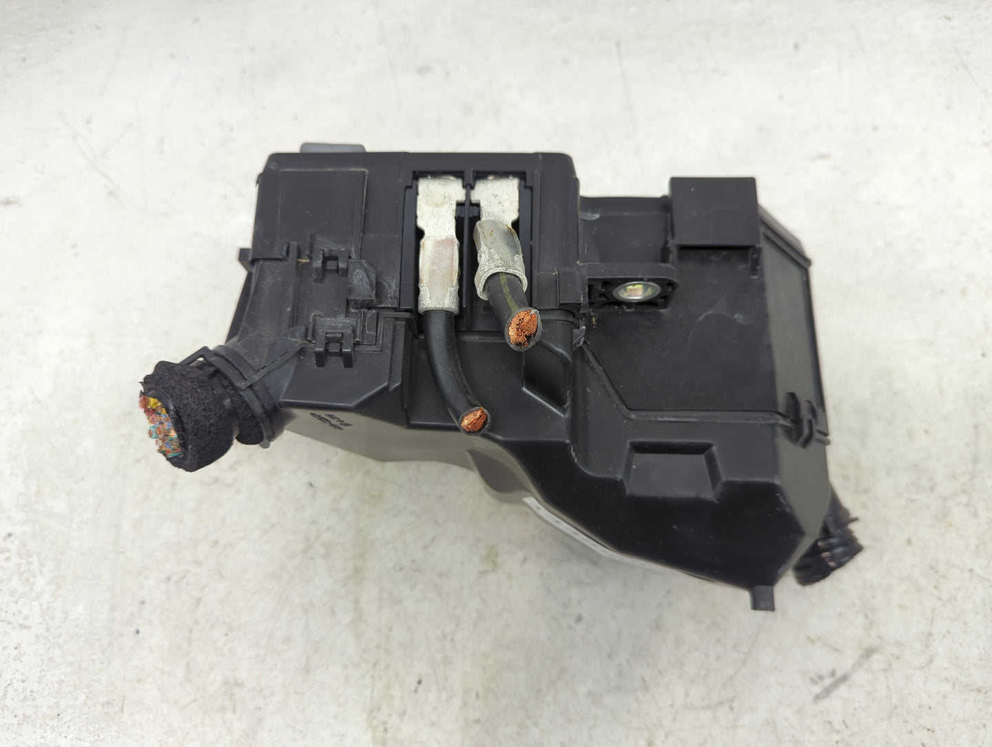 2023 Honda Accord Fusebox Fuse Box Panel Relay Module P/N:30A-A010 A62S000WFQ Fits OEM Used Auto Parts - Oemusedautoparts1.c