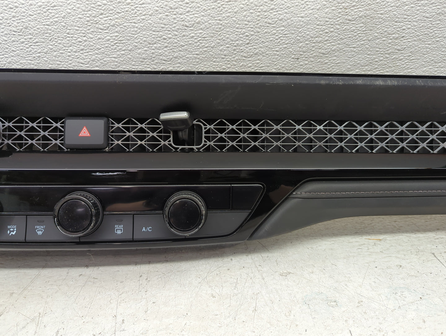 2023 Honda Accord Climate Control Module Temperature AC/Heater Replacement P/N:7725030A A520M1 Fits OEM Used Auto Parts - Oe