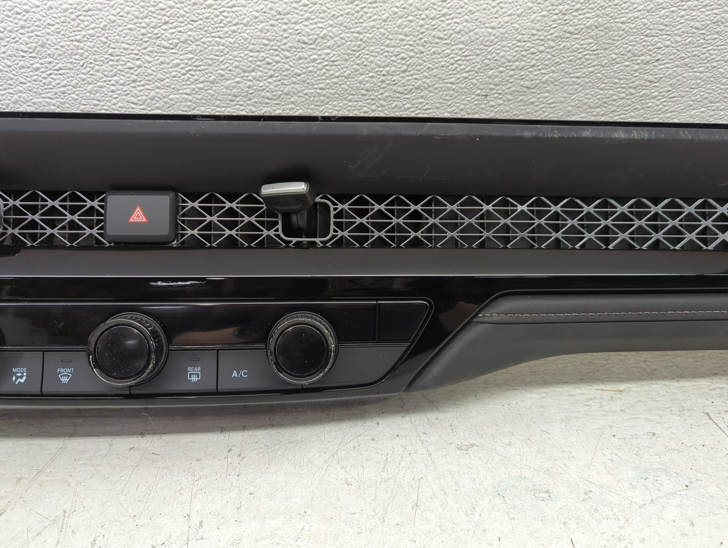 2023 Honda Accord Climate Control Module Temperature AC/Heater Replacement P/N:7725030A A520M1 Fits OEM Used Auto Parts - Oe