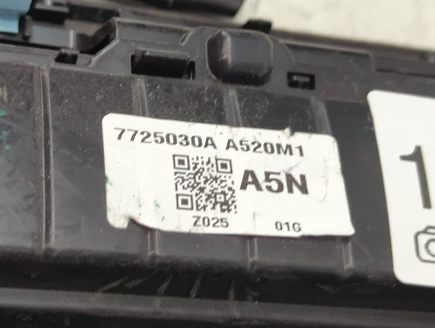 2023 Honda Accord Climate Control Module Temperature AC/Heater Replacement P/N:7725030A A520M1 Fits OEM Used Auto Parts - Oe