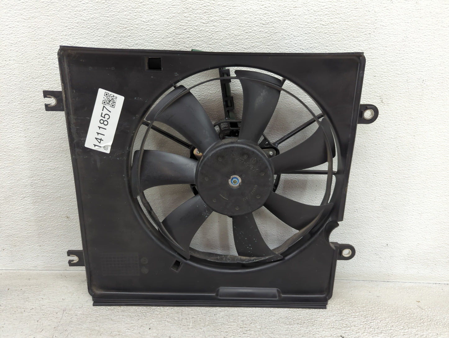 2023 Honda Civic Left Radiator Fan Motor Assembly 1411857 - Oemusedautoparts1.com