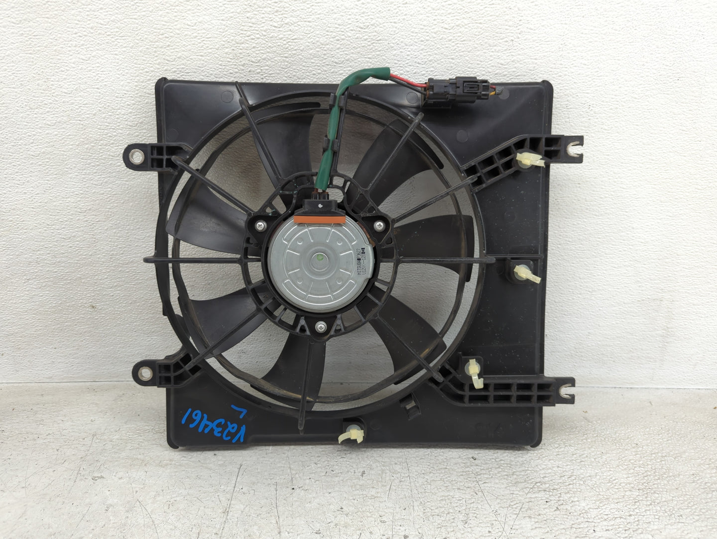 2023 Honda Civic Left Radiator Fan Motor Assembly 1411857 - Oemusedautoparts1.com