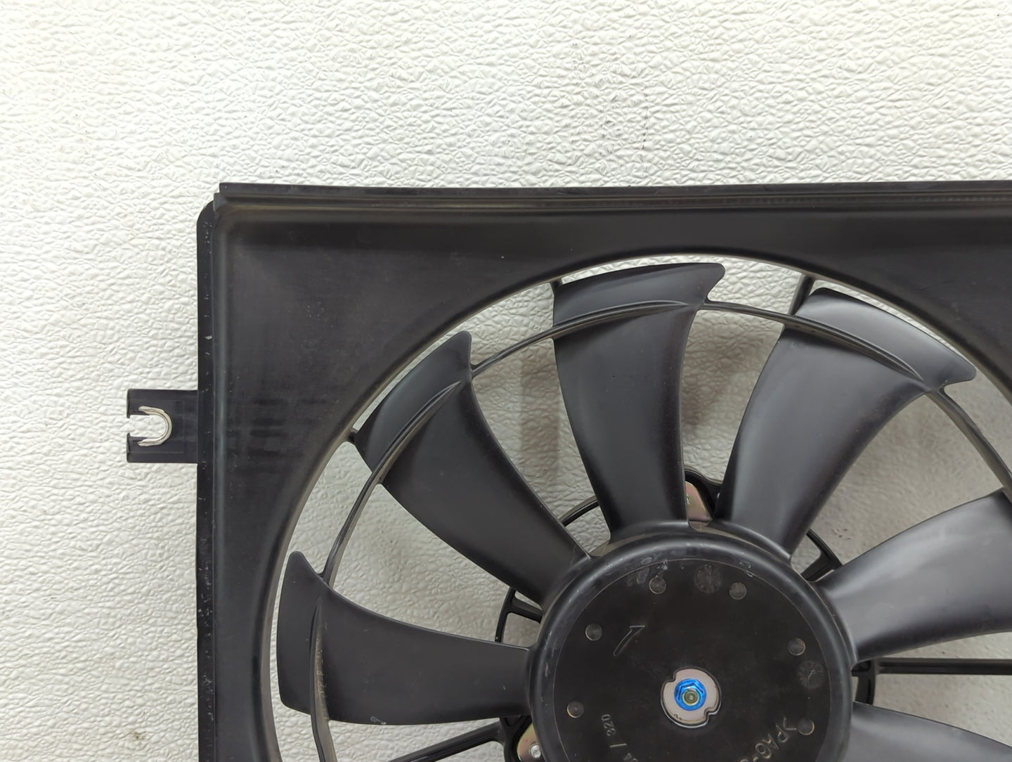 2023 Honda Civic Left Radiator Fan Motor Assembly 1411859 - Oemusedautoparts1.com