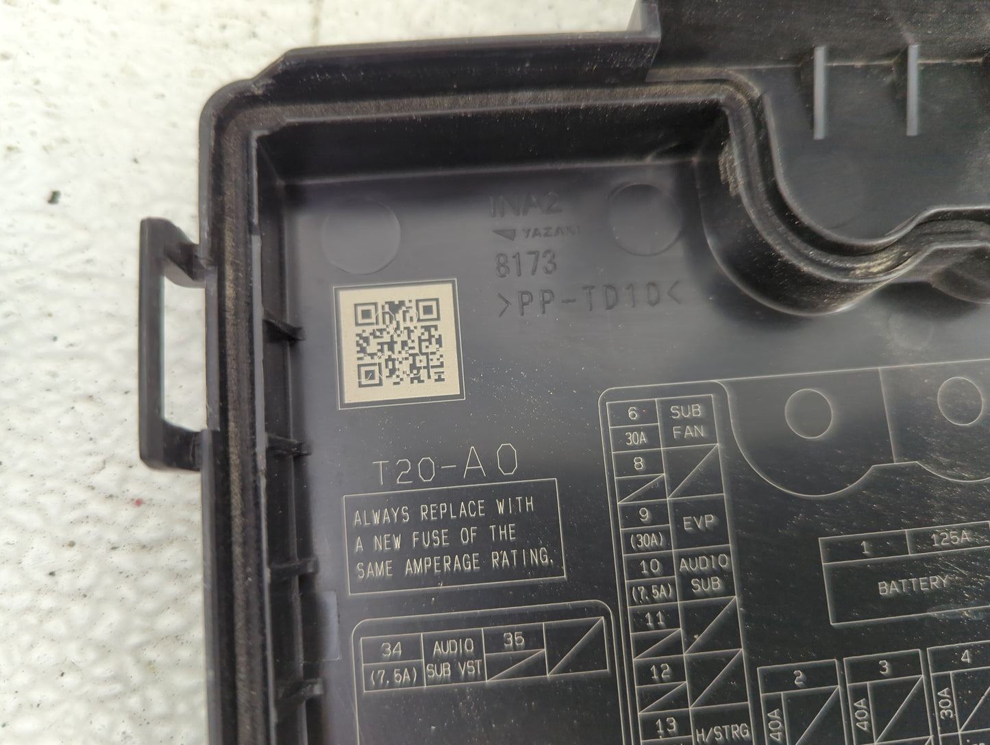 2022 Honda Civic Fusebox Fuse Box Panel Relay Module P/N:T20-A0 Fits OEM Used Auto Parts - Oemusedautoparts1.com