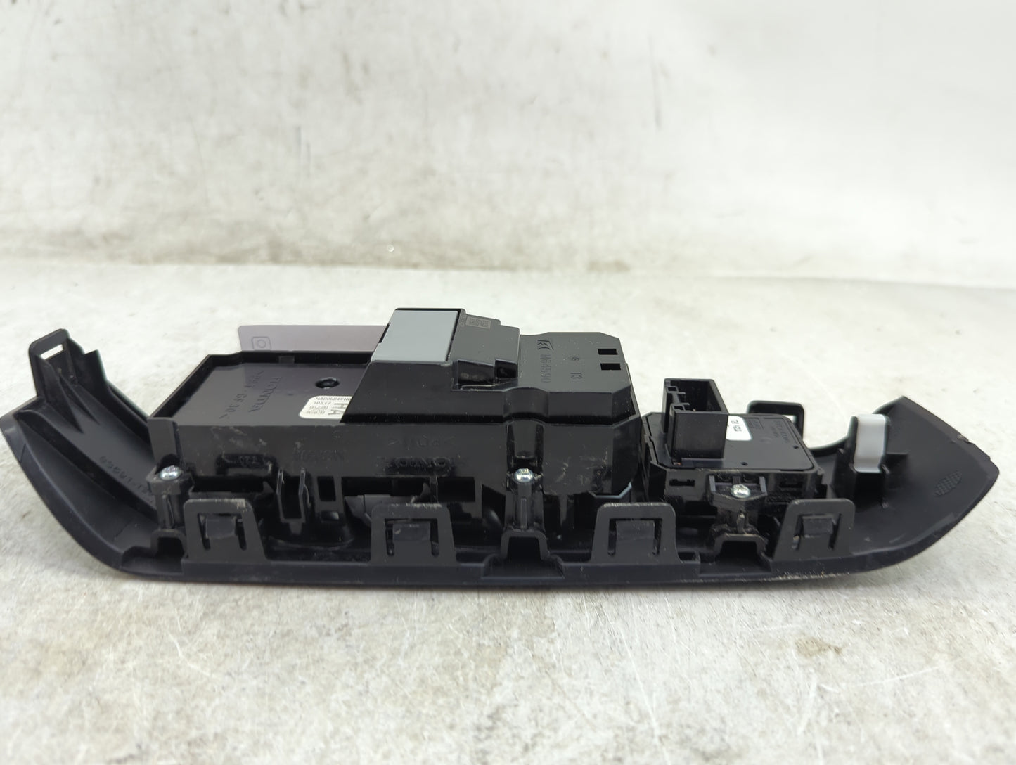 2022 Honda Civic Master Power Window Switch Replacement Driver Side Left P/N:M64590 Fits OEM Used Auto Parts - Oemusedautopa