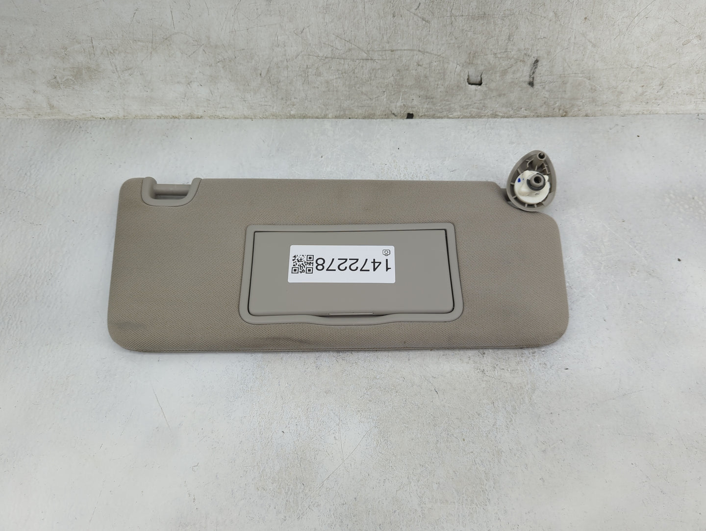 2022 Honda Civic Sun Visor Shade Replacement Passenger Right Mirror Fits OEM Used Auto Parts - Oemusedautoparts1.com
