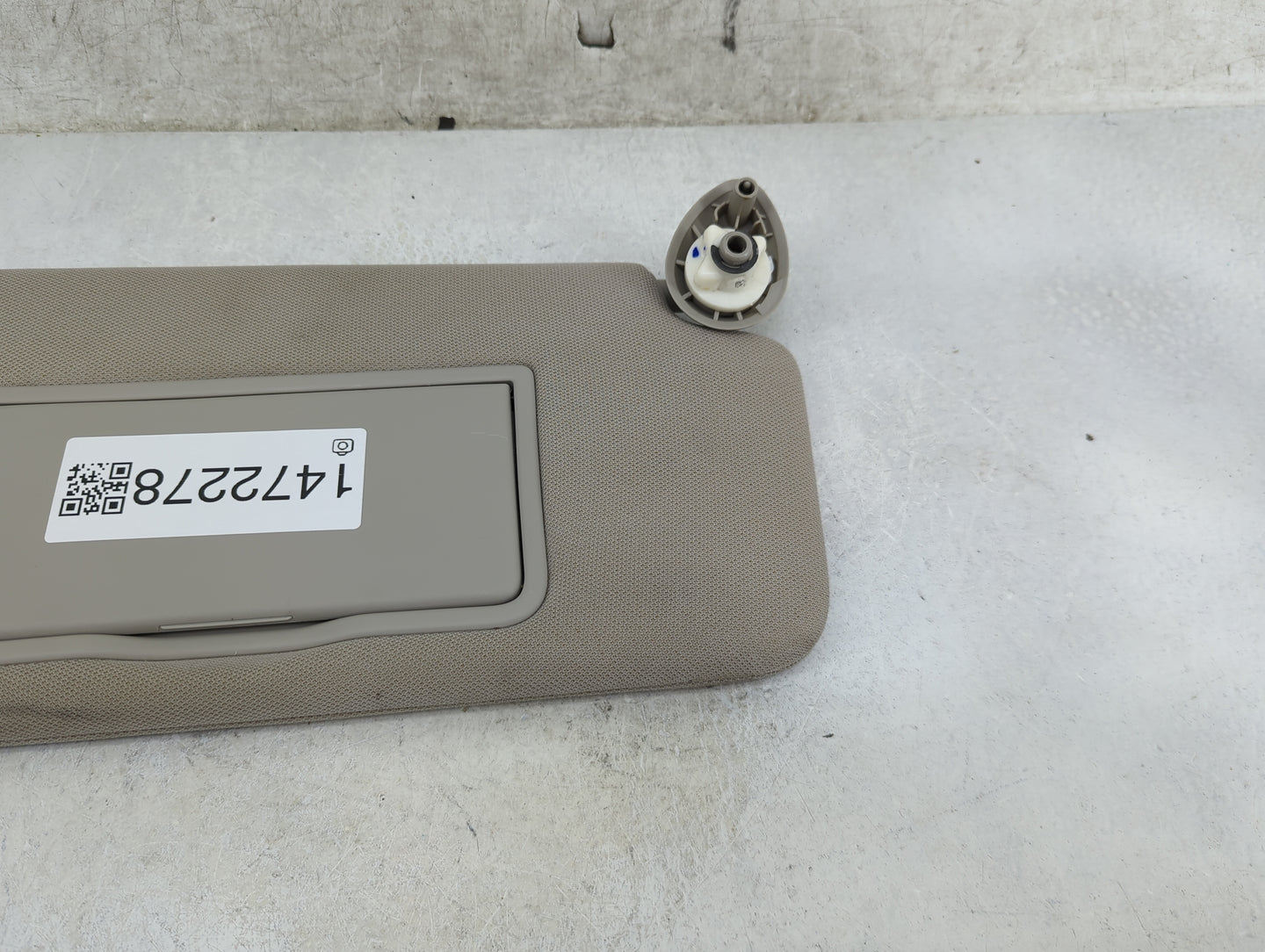 2022 Honda Civic Sun Visor Shade Replacement Passenger Right Mirror Fits OEM Used Auto Parts - Oemusedautoparts1.com
