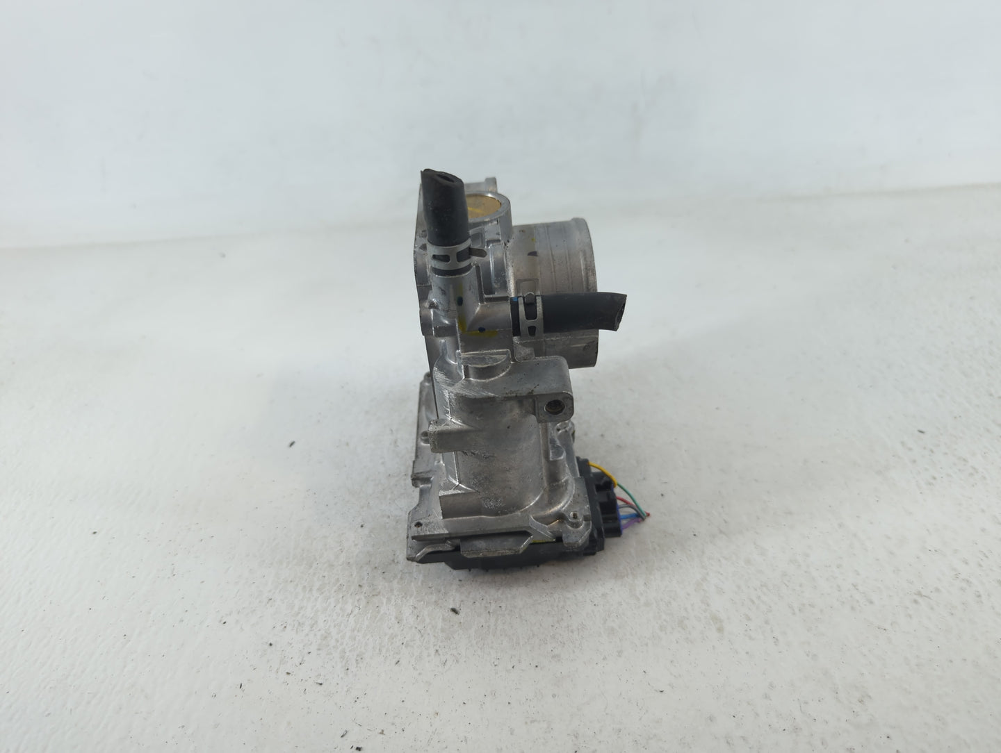 2016-2022 Honda Civic Throttle Body P/N:141920 M30607, GMH1A Fits Fits 2016 2017 2018 2019 2020 2021 2022 OEM Used Auto Part