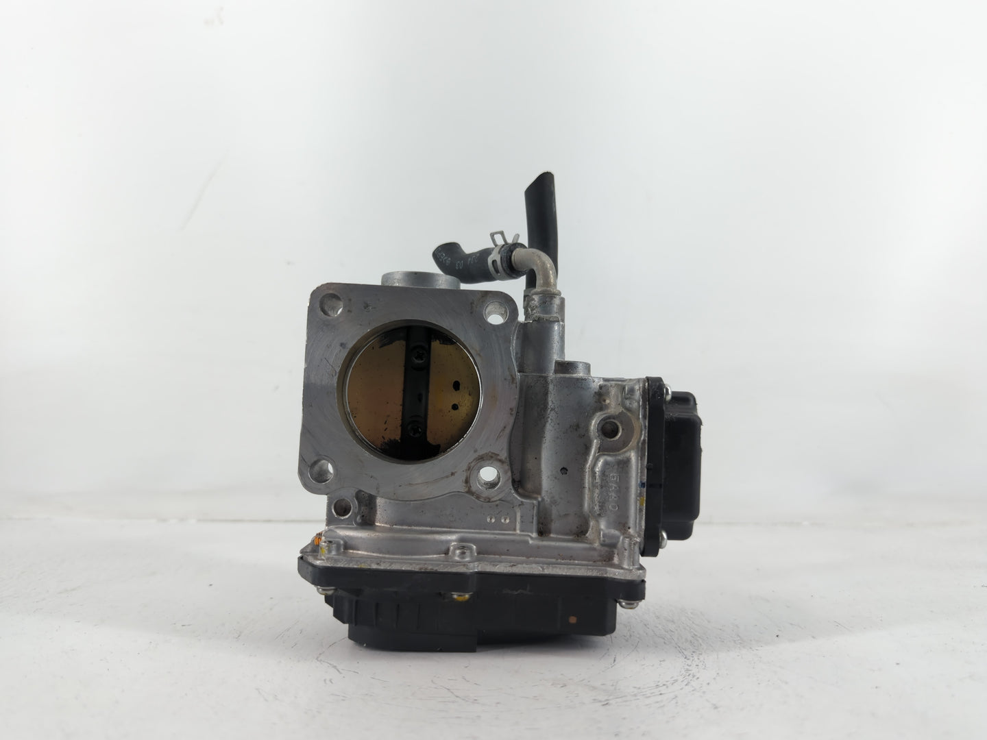 2016-2022 Honda Civic Throttle Body P/N:192044 M130629, GMG9A Fits Fits 2016 2017 2018 2019 2020 2021 2022 OEM Used Auto Par