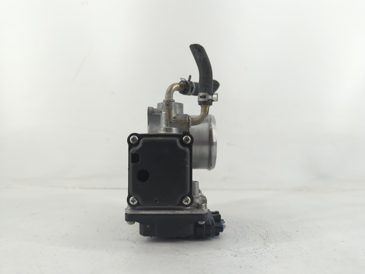 2016-2022 Honda Civic Throttle Body P/N:192044 M130629, GMG9A Fits Fits 2016 2017 2018 2019 2020 2021 2022 OEM Used Auto Par