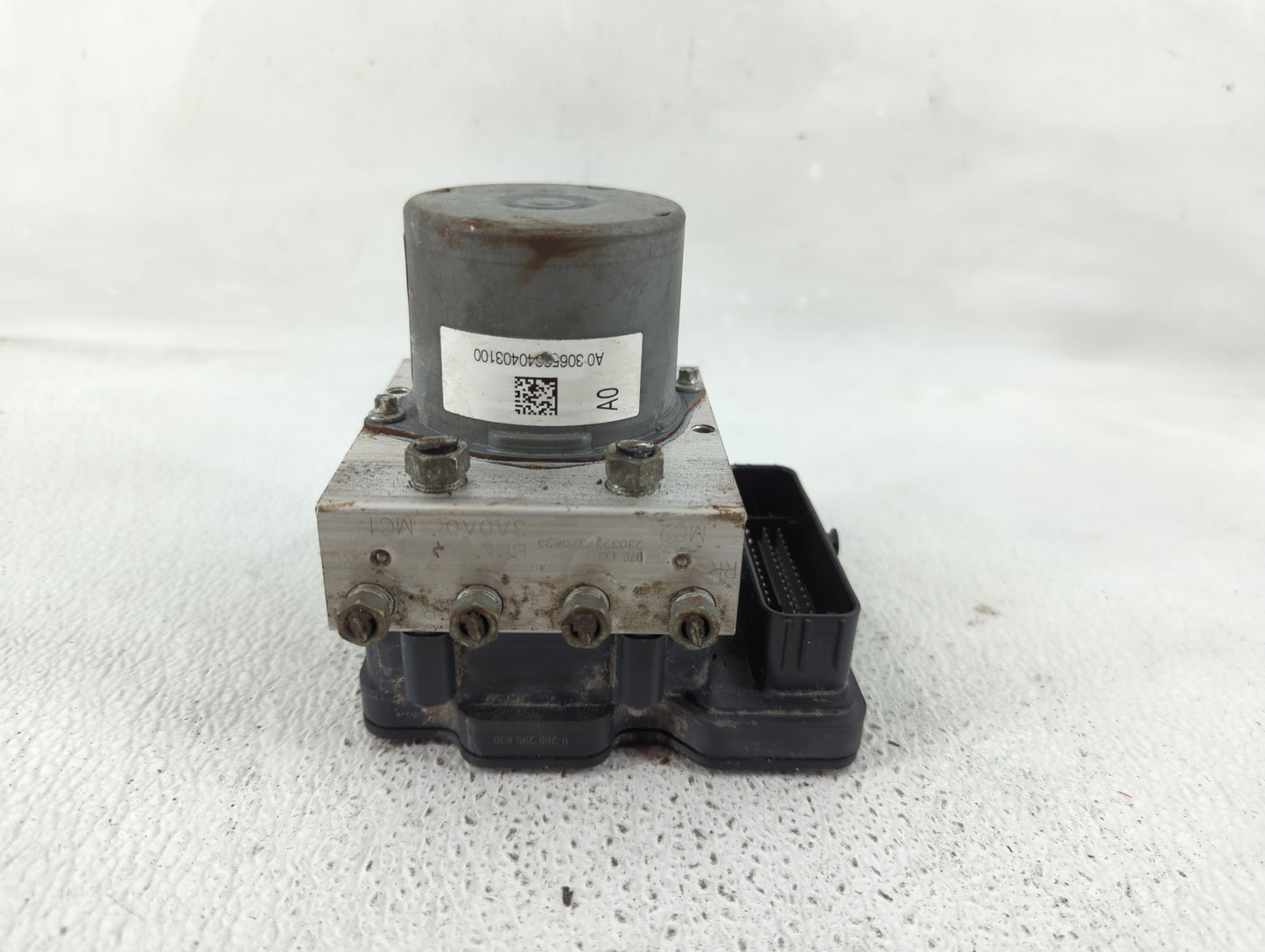 2023 Honda Cr-V ABS Pump Control Module Replacement P/N:57110-3A0-A020-M1 Fits OEM Used Auto Parts - Oemusedautoparts1.com