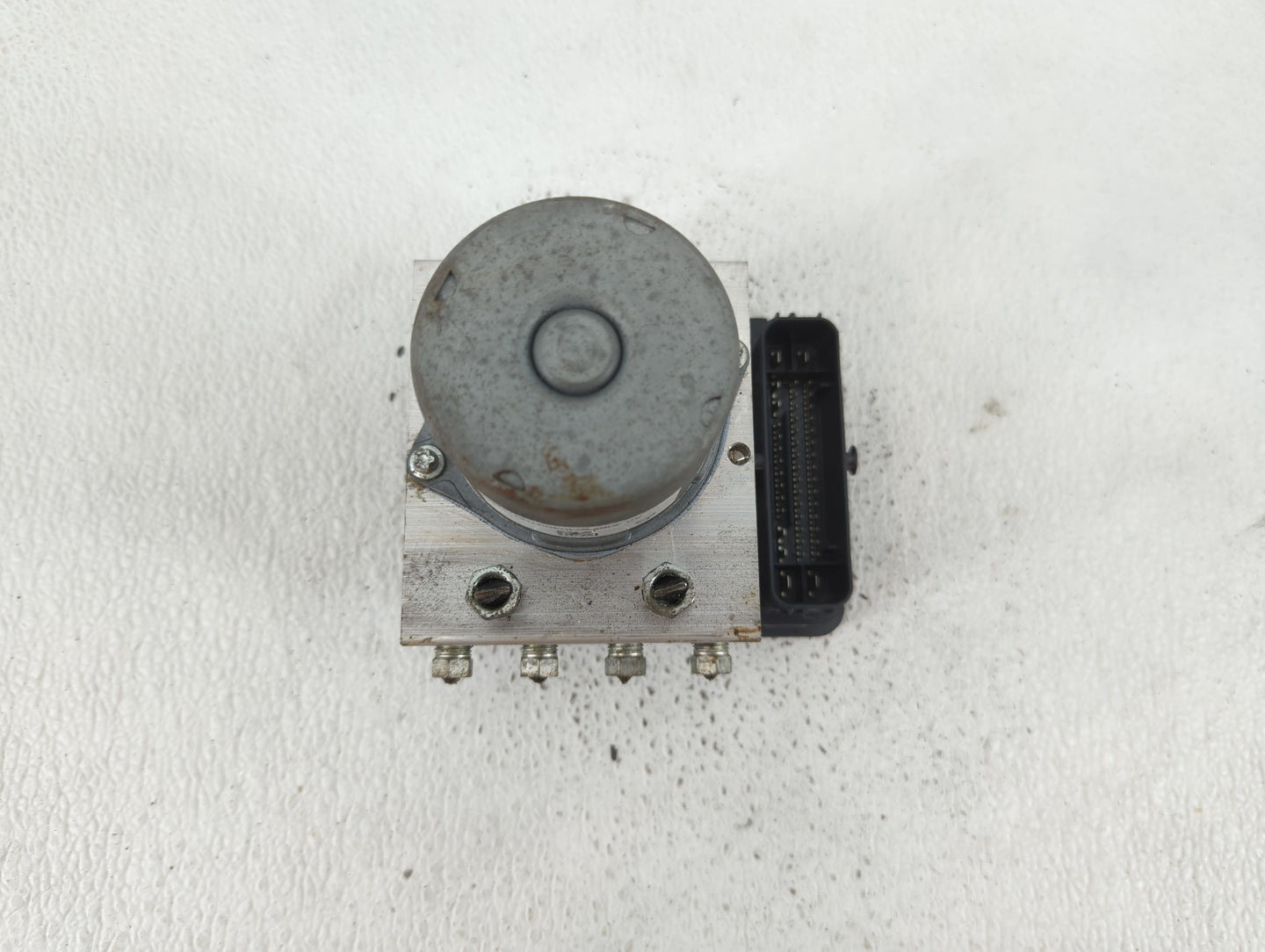 2023 Honda Cr-V ABS Pump Control Module Replacement P/N:57110-3A0-A020-M1 Fits OEM Used Auto Parts - Oemusedautoparts1.com