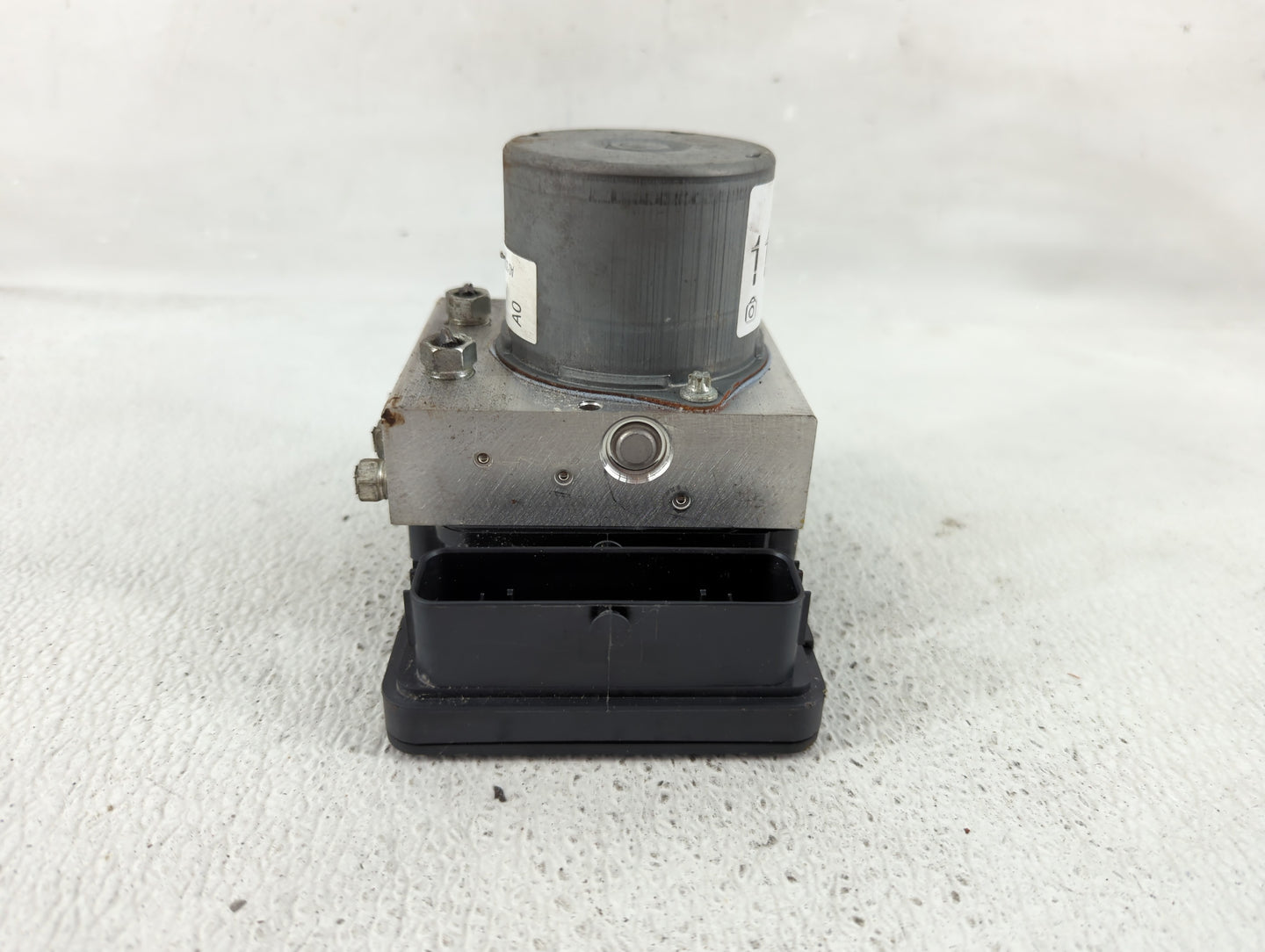 2023 Honda Cr-V ABS Pump Control Module Replacement P/N:57110-3A0-A020-M1 Fits OEM Used Auto Parts - Oemusedautoparts1.com