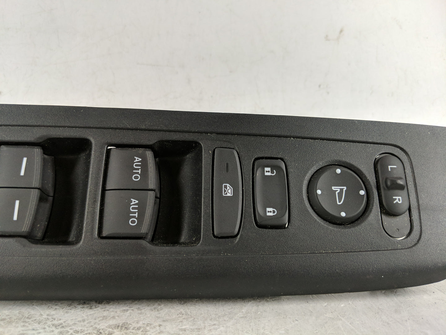 2023 Honda Cr-V Master Power Window Switch Replacement Driver Side Left P/N:3412T TZA A111 Fits OEM Used Auto Parts - Oemuse