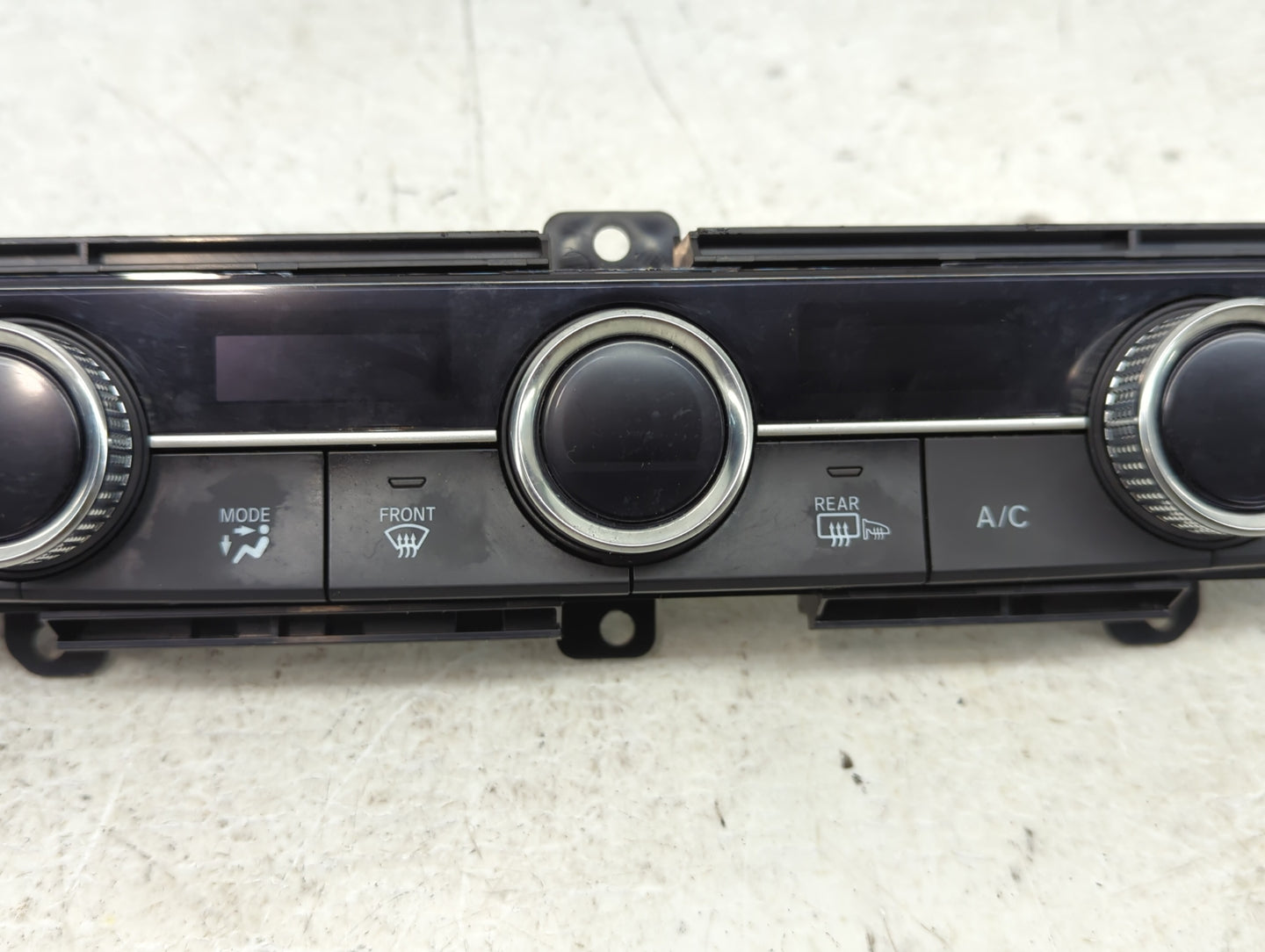 2023 Honda Cr-V Climate Control Module Temperature AC/Heater Replacement P/N:79610T22A300M1 Fits OEM Used Auto Parts - Oemus
