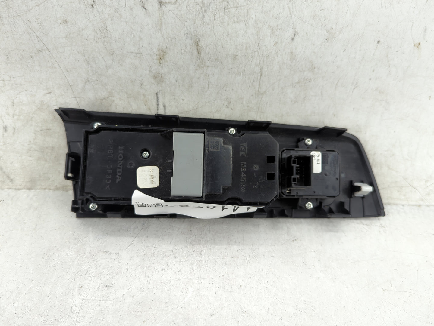 2023 Honda Cr-V Master Power Window Switch Replacement Driver Side Left P/N:M64590 Fits OEM Used Auto Parts - Oemusedautopar