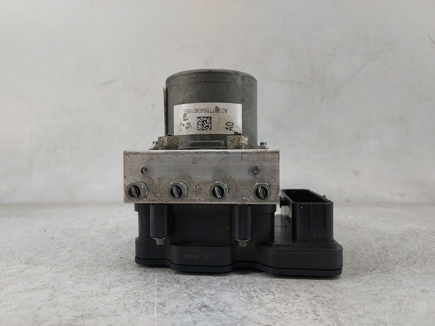 2023 Honda Crv ABS Pump Control Module Replacement P/N:57110-3A0T-A020-M1 0265295630, A02877864040101655 Fits OEM Used Auto 