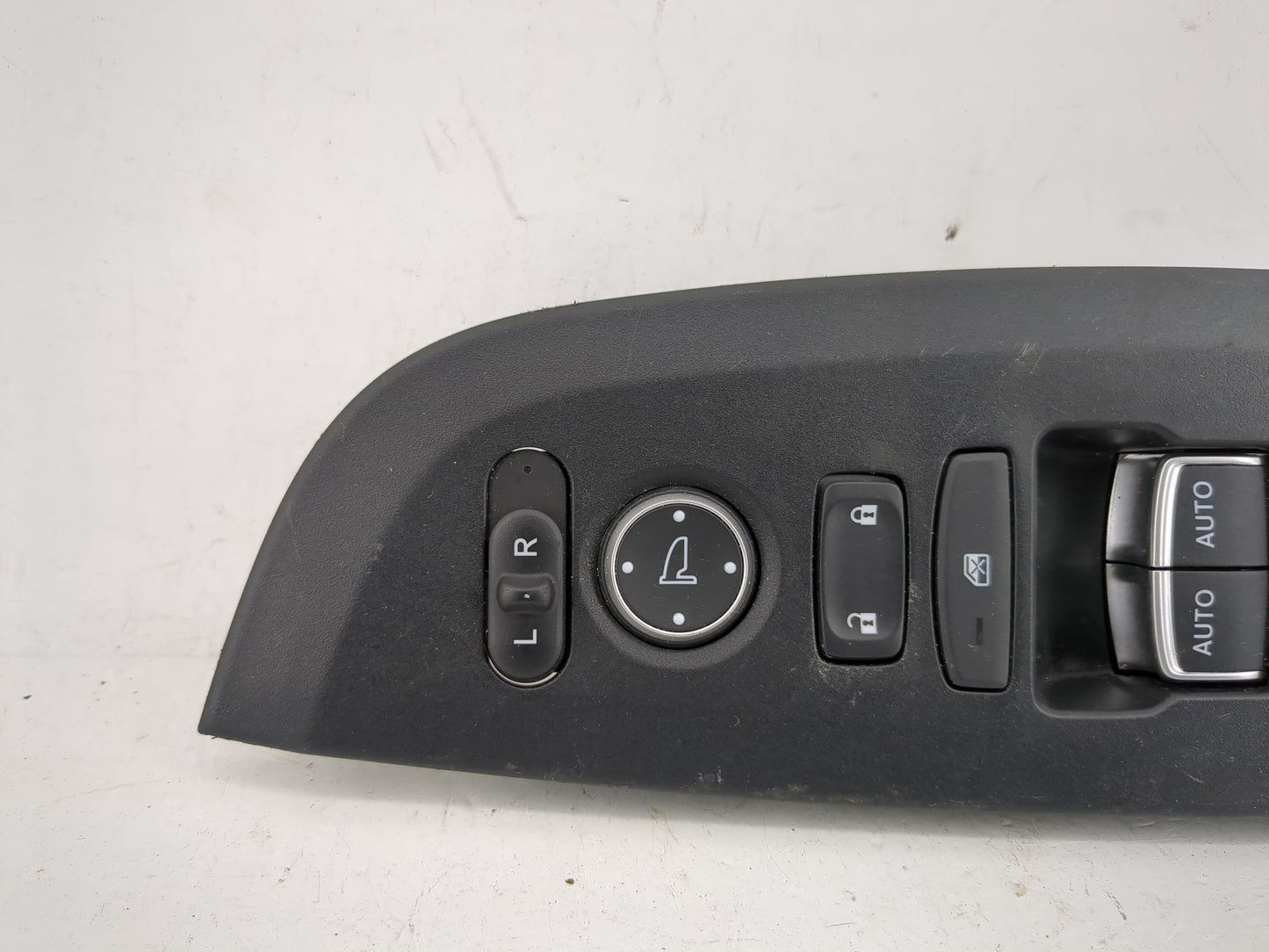 2023 Honda Hr-V Master Power Window Switch Replacement Driver Side Left Fits OEM Used Auto Parts - Oemusedautoparts1.com