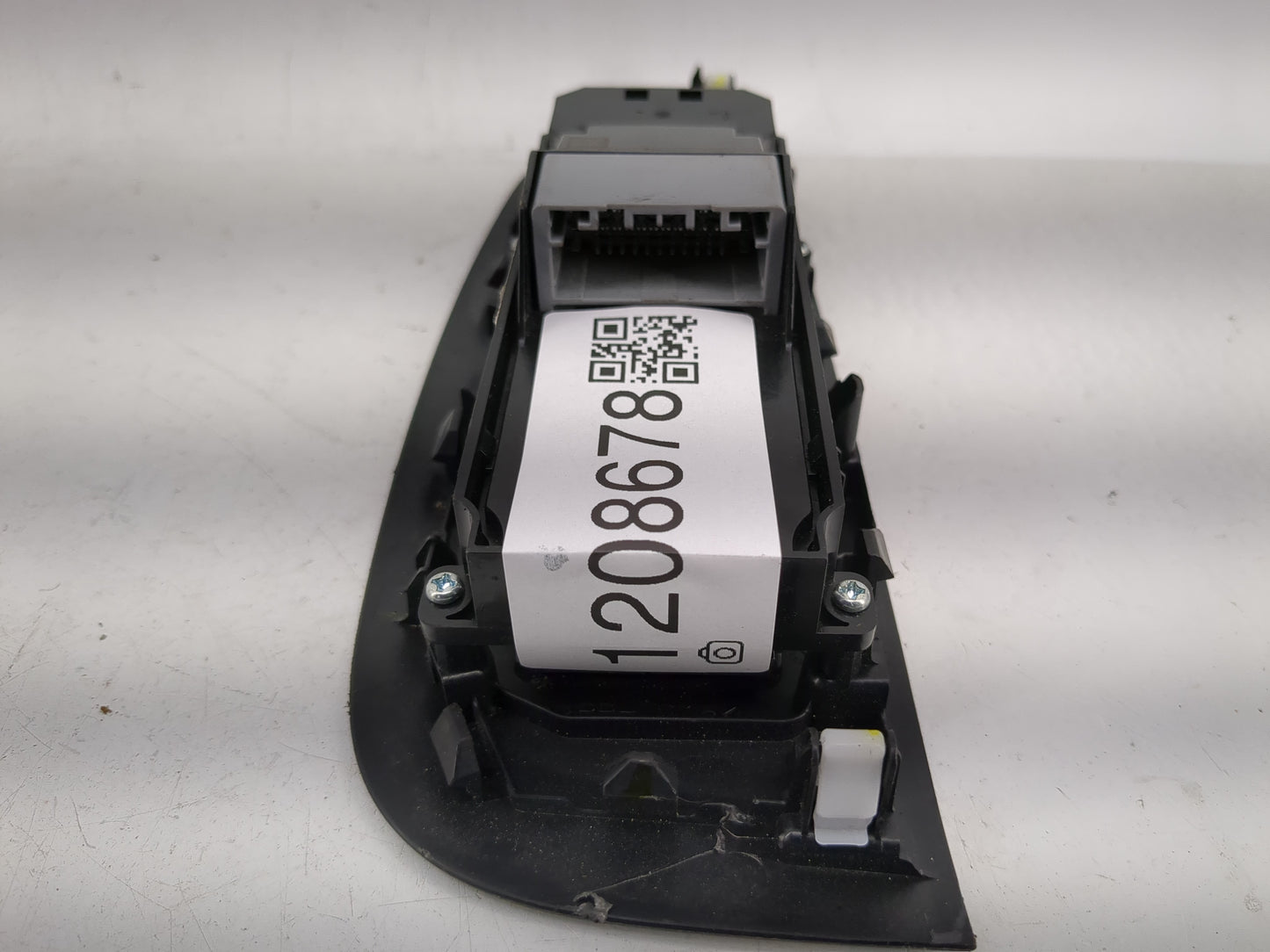 2023 Honda Hr-V Master Power Window Switch Replacement Driver Side Left Fits OEM Used Auto Parts - Oemusedautoparts1.com