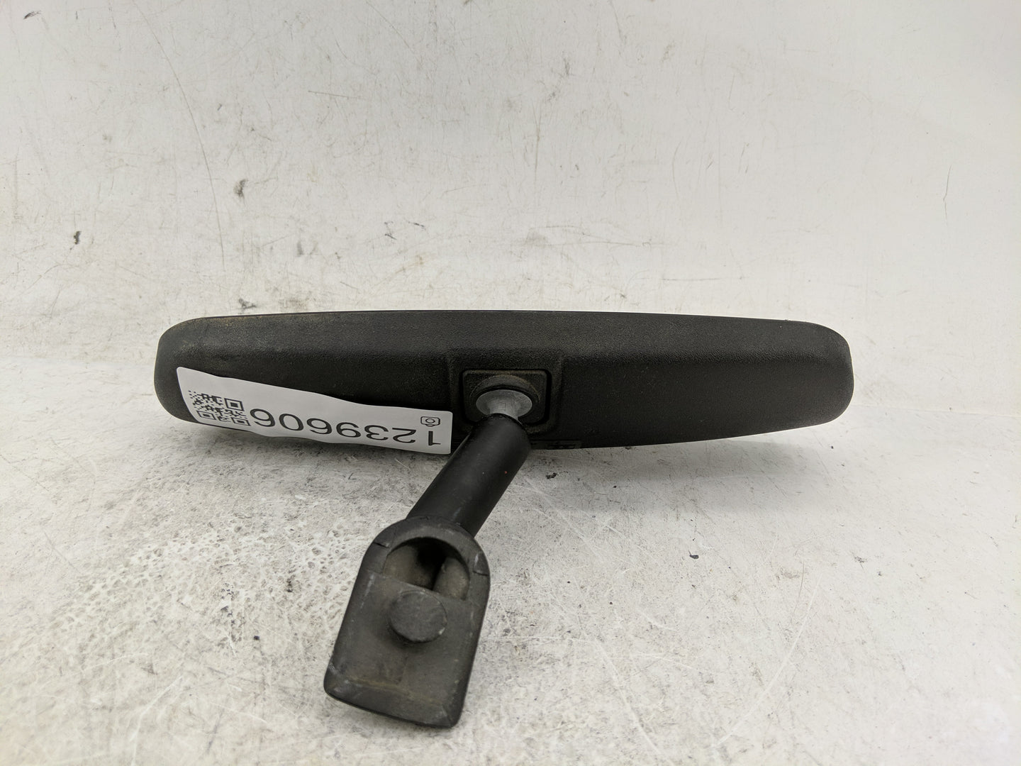2023 Honda Hr-V Interior Rear View Mirror Replacement OEM P/N:E8011681 Fits OEM Used Auto Parts - Oemusedautoparts1.com
