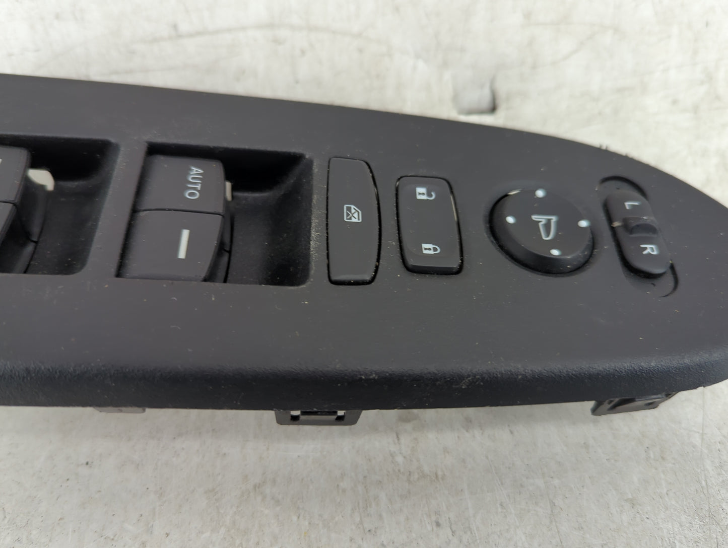2023 Honda Hr-V Master Power Window Switch Replacement Driver Side Left Fits OEM Used Auto Parts - Oemusedautoparts1.com