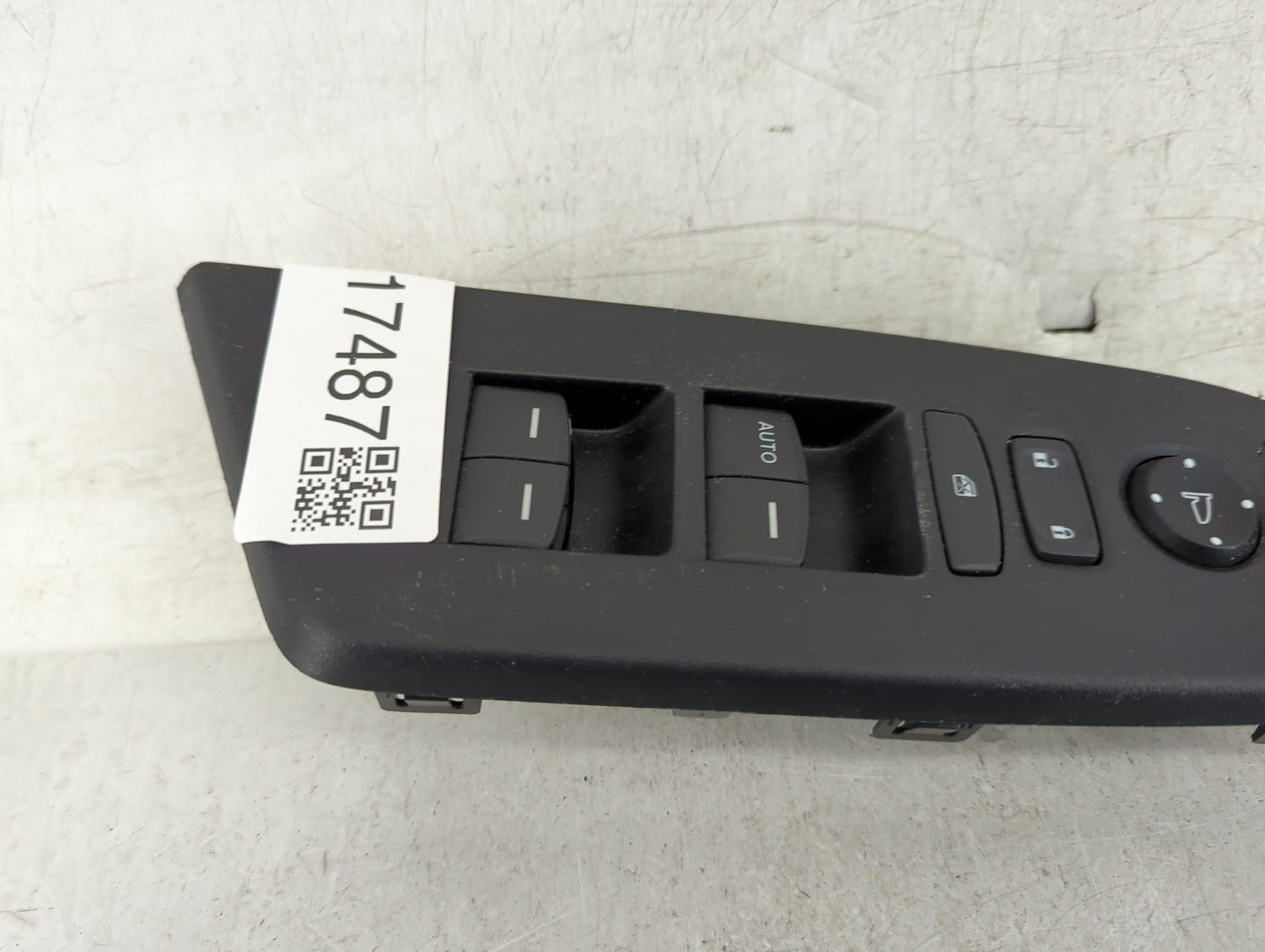 2023 Honda Hr-V Master Power Window Switch Replacement Driver Side Left Fits OEM Used Auto Parts - Oemusedautoparts1.com