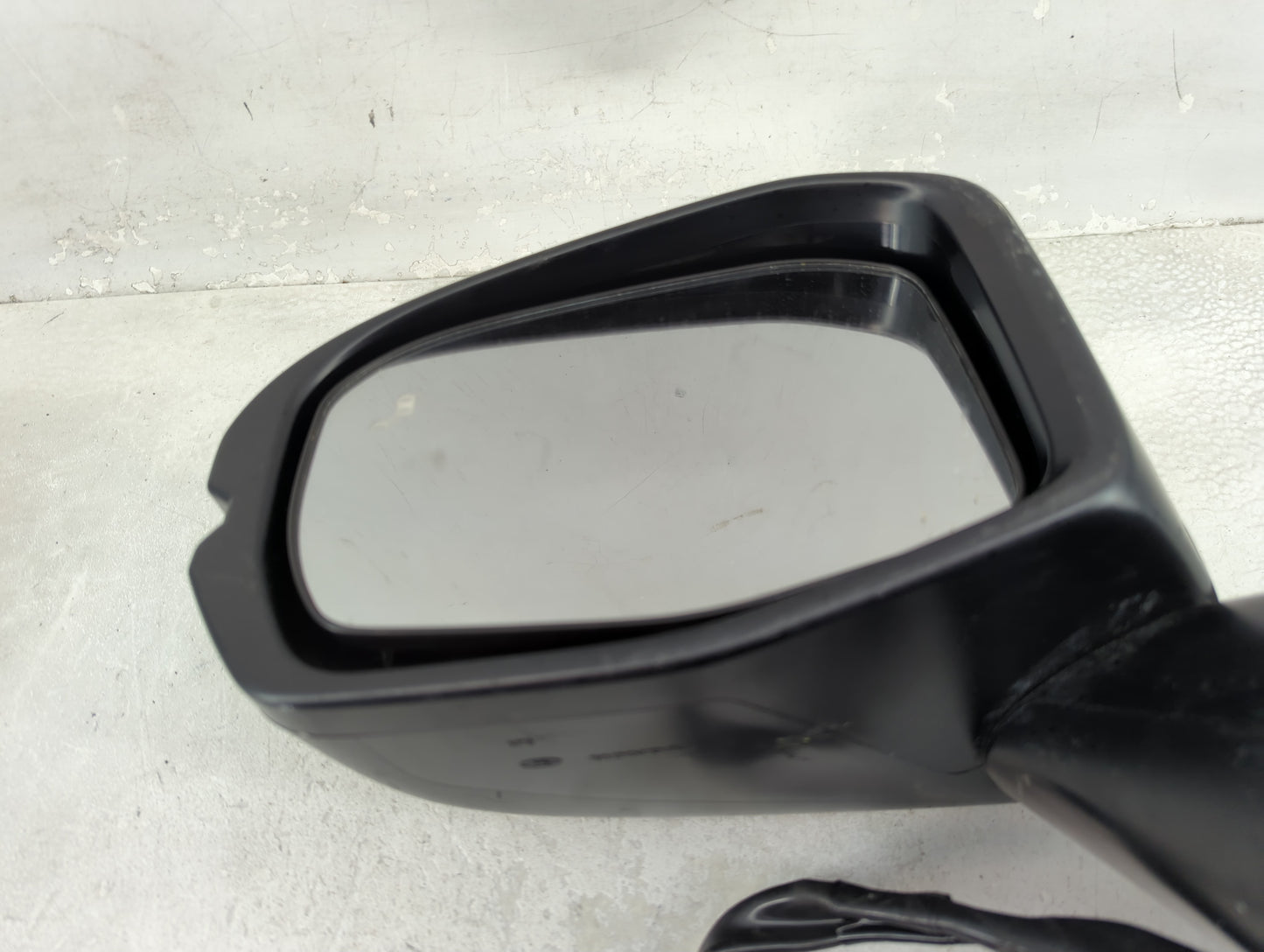 2023 Honda Hr-V Driver Side View Mirror - Left Door Mirror OEM Used - Oemusedautoparts1.com