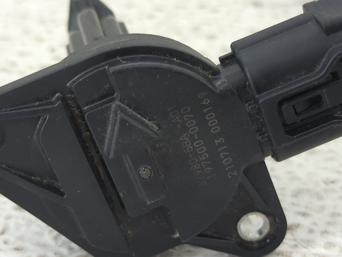 Honda Hr-v Mass Air Flow Meter Maf 1487611 - Oemusedautoparts1.com