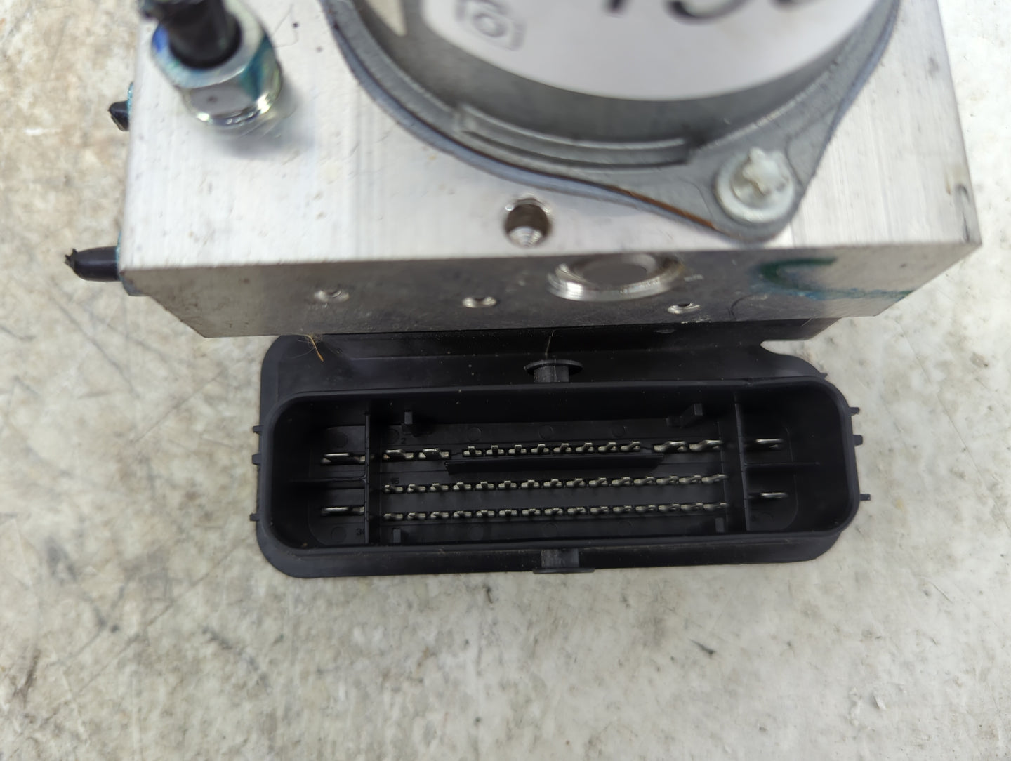 2023 Honda Hr-V ABS Pump Control Module Replacement Fits OEM Used Auto Parts - Oemusedautoparts1.com