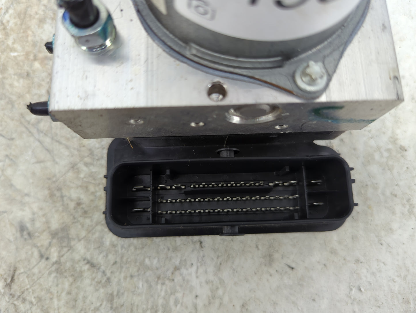 2023 Honda Hr-V ABS Pump Control Module Replacement Fits OEM Used Auto Parts - Oemusedautoparts1.com