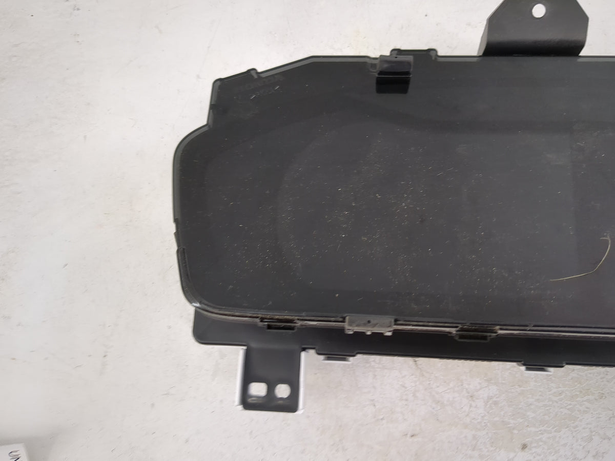 2023 Honda Hr-V Instrument Cluster Speedometer Gauges P/N:78100-3V1-A220-M1 A20426231 Miles: Fits OEM Used Auto Parts - Oemu