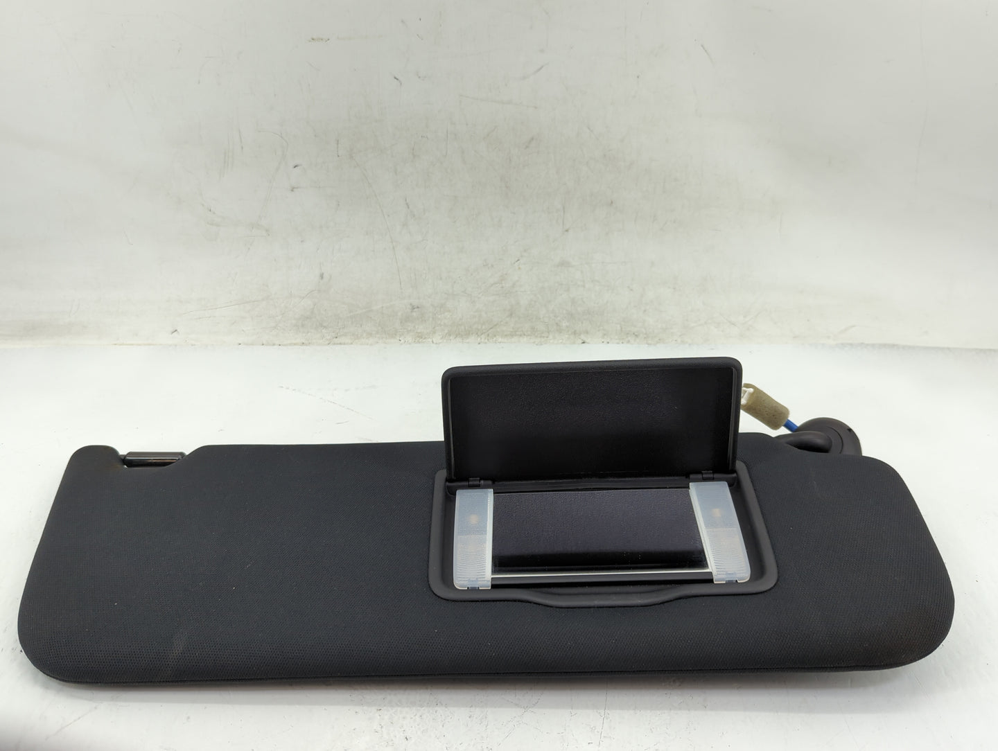 2023 Honda Odyssey Sun Visor Shade Replacement Passenger Right Mirror Fits OEM Used Auto Parts - Oemusedautoparts1.com