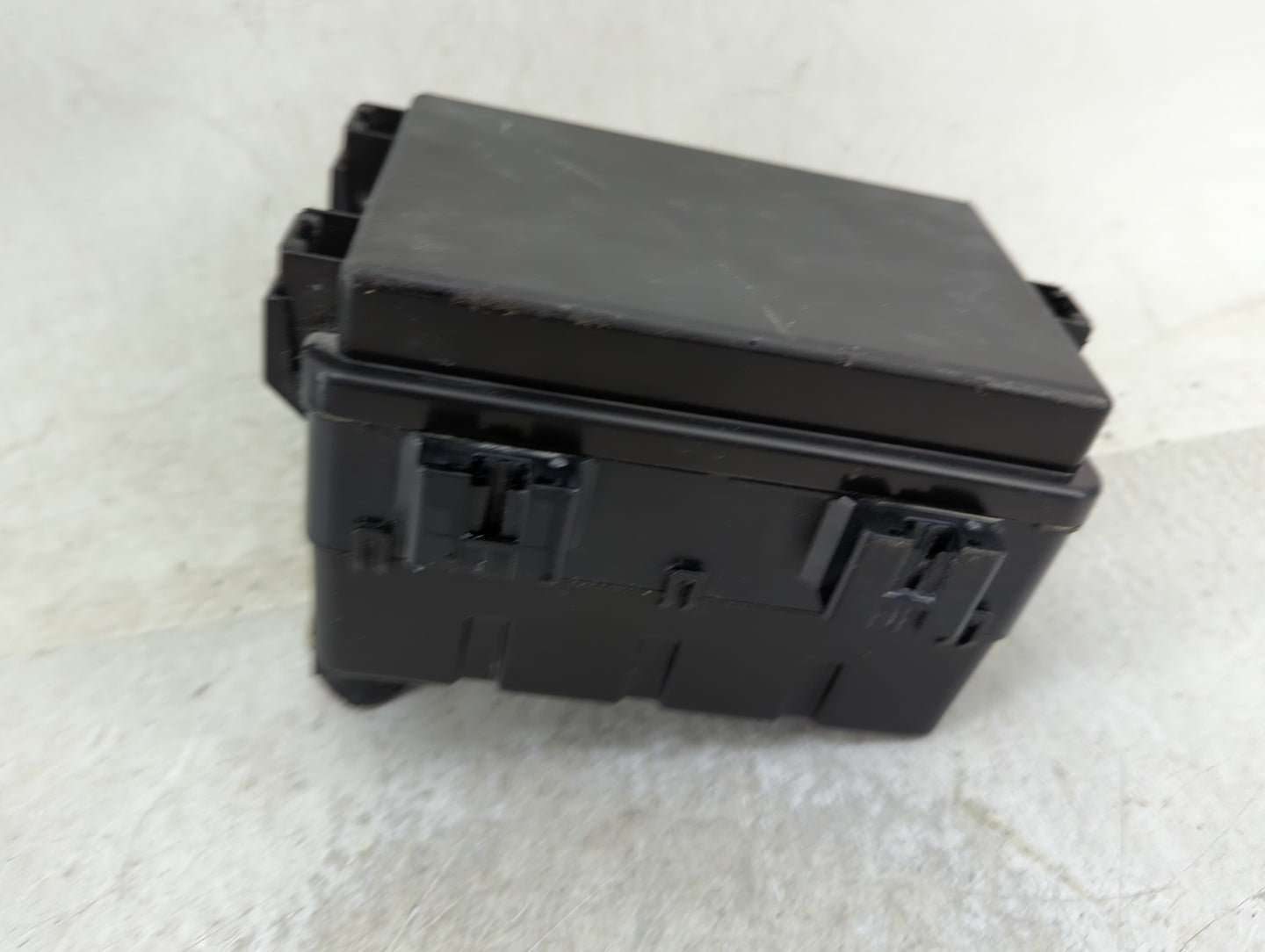 2023 Honda Odyssey Fusebox Fuse Box Panel Relay Module Fits OEM Used Auto Parts - Oemusedautoparts1.com