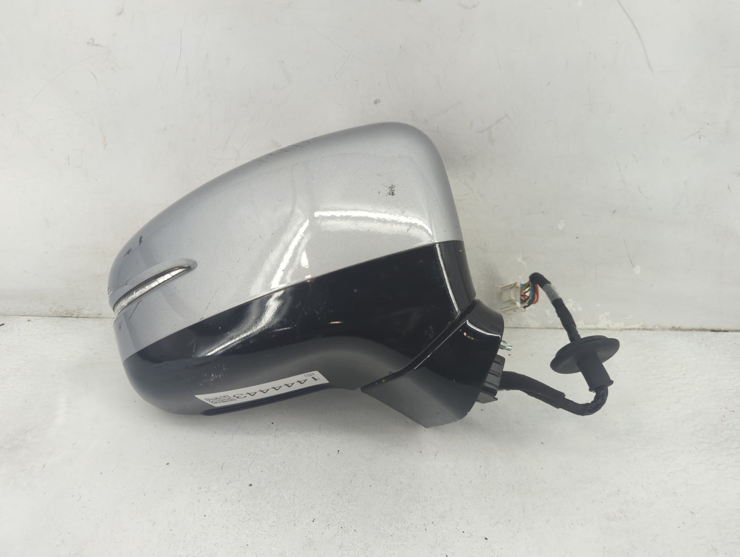 2023 Honda Odyssey Passenger Side View Mirror - Right Door Mirror OEM Used - Oemusedautoparts1.com