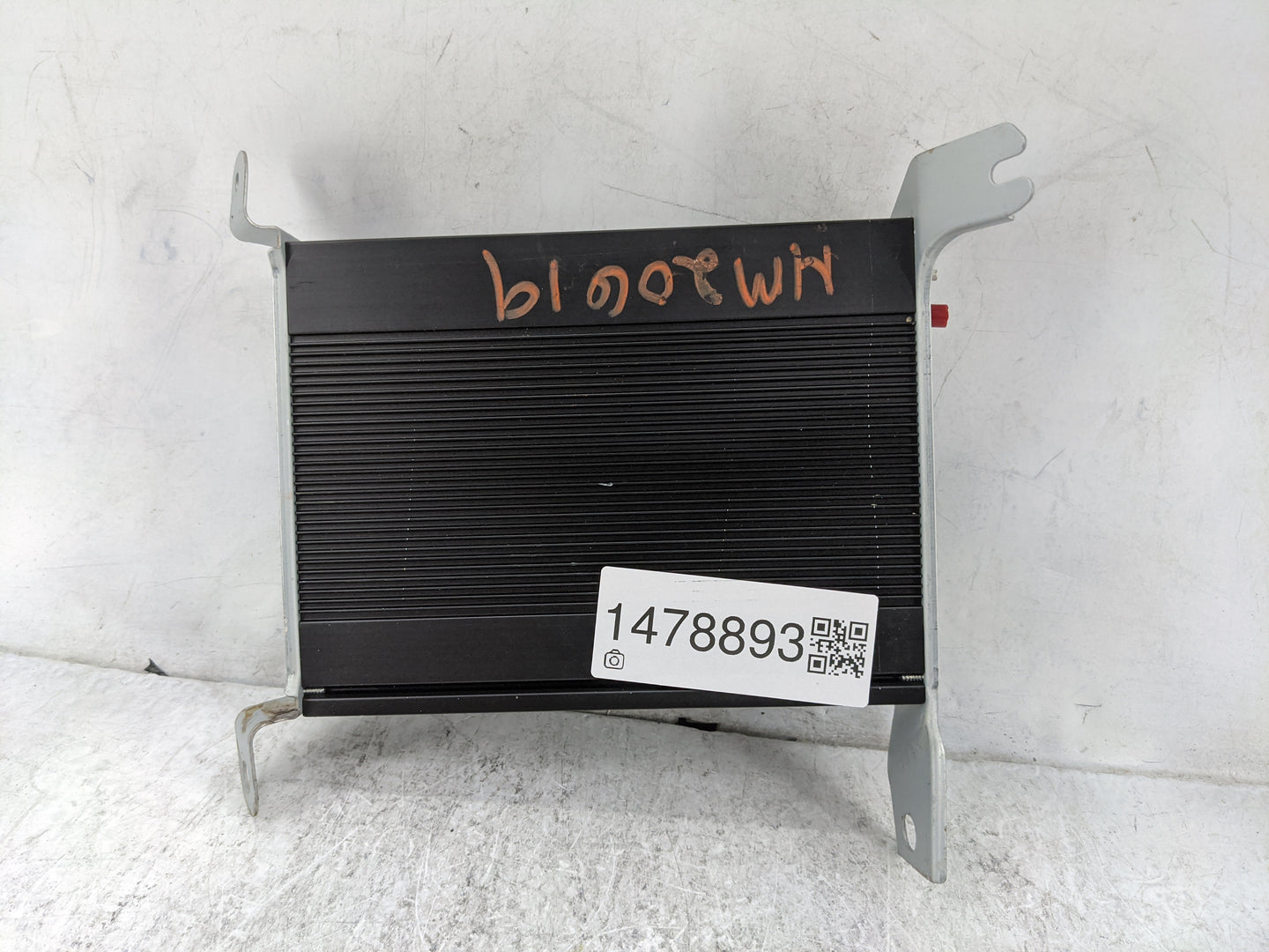 2021-2022 Honda Passport Radio Speaker Amplifier - Oemusedautoparts1.com